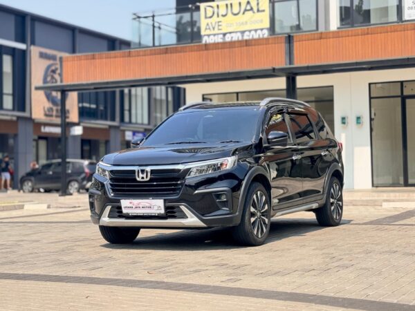 BRV E PRESTIGE SENGSING HITAM 2022 - Gambar 3