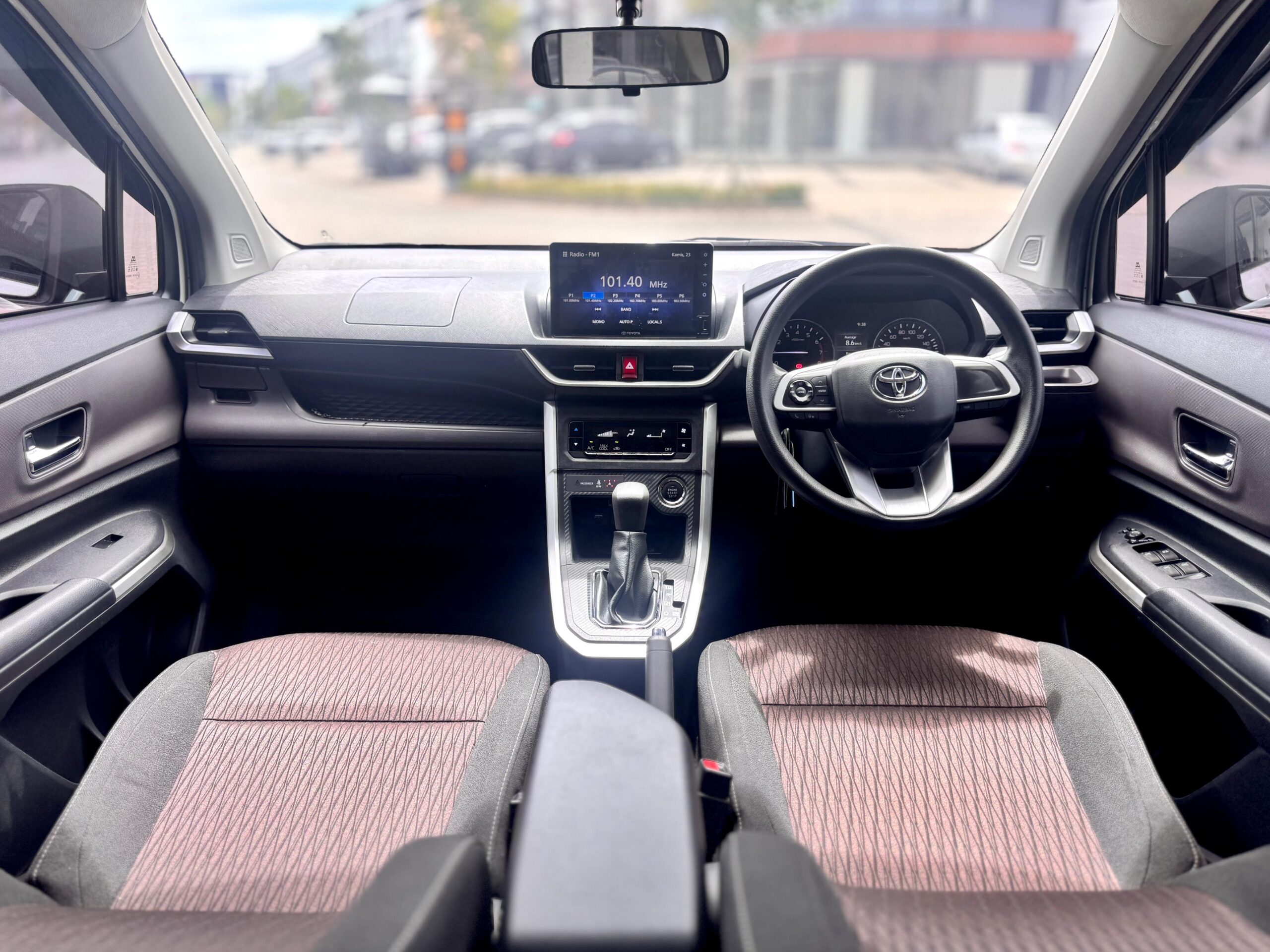 AVANZA G AT PUTIH 2023 - Gambar 9