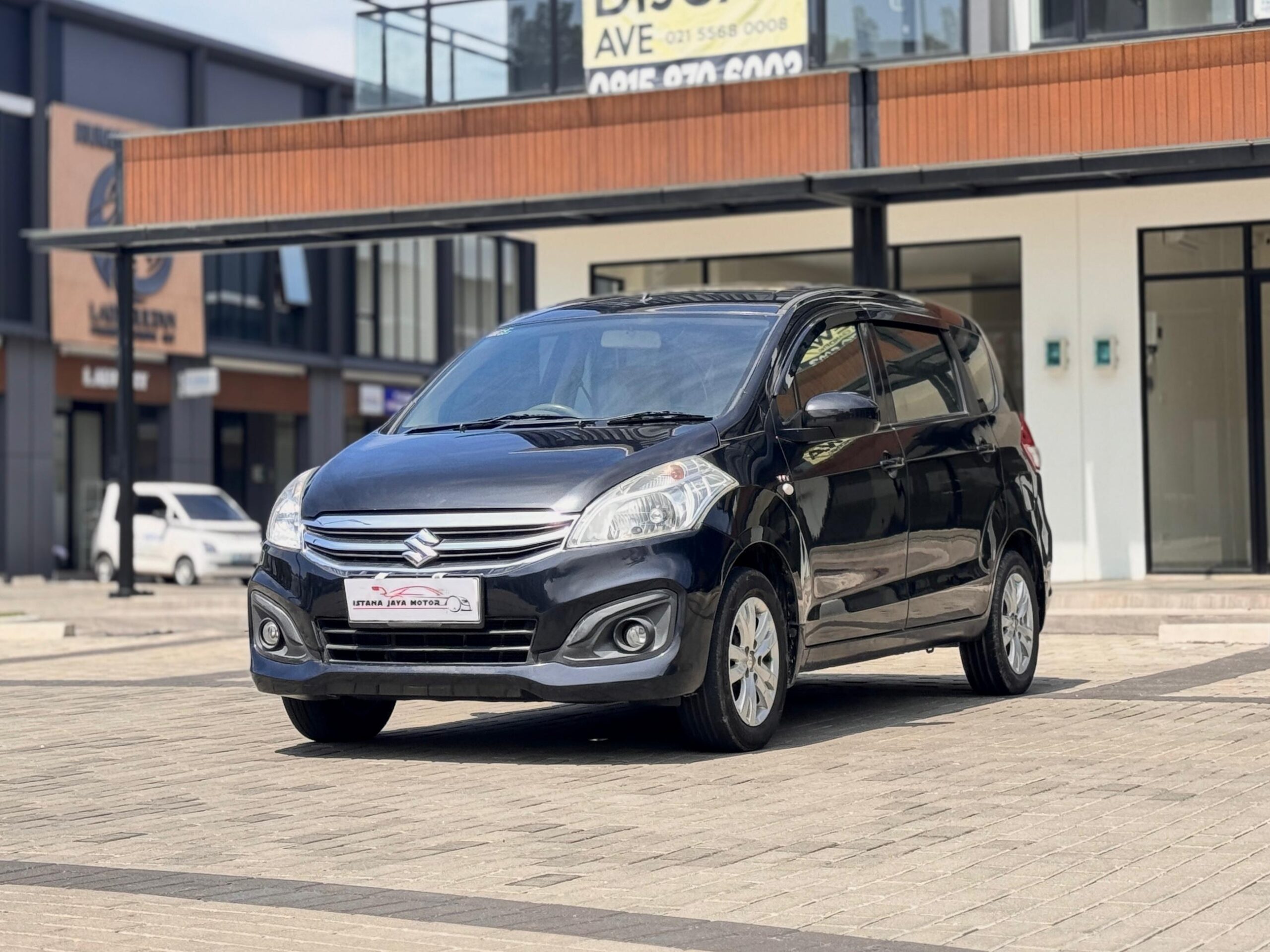 ERTIGA GL AT HITAM 2018 - Gambar 3