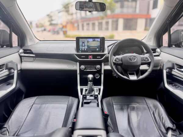 VELOZ Q AT HITAM 2022 - Gambar 9