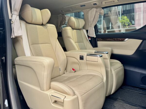 ALPHARD G ATPM TSS AT HITAM 2023 - Gambar 16