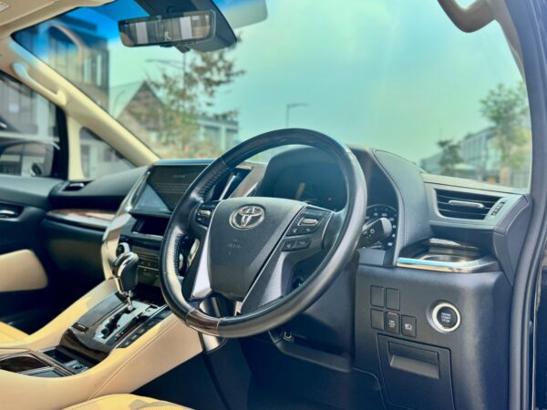 ALPHARD G ATPM TSS AT HITAM 2023 - Gambar 12