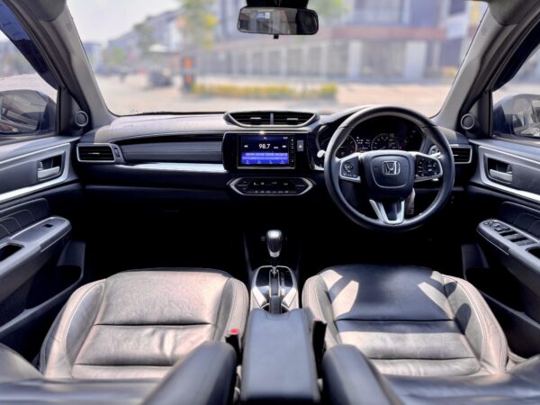 BRV E PRESTIGE SENGSING HITAM 2022 - Gambar 10