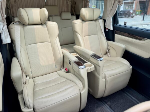 ALPHARD G ATPM TSS AT HITAM 2023 - Gambar 14