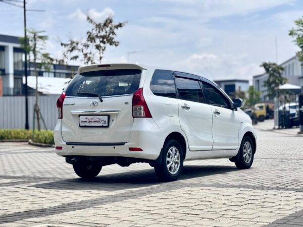 AVANZA 1.3 G AT PUTIH 2012 - Gambar 7