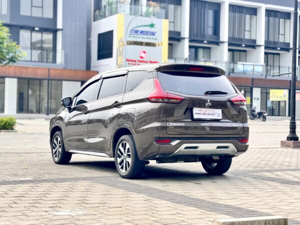 XPANDER SPORT AT COKLAT 2019 - Gambar 7