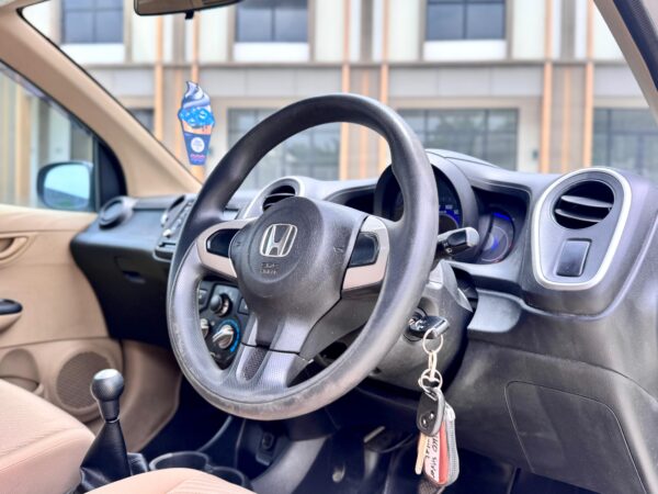 MOBILIO E MT SILVER 2015 - Gambar 10