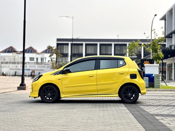 AGYA 1.2 GR SPORT AT KUNING 2022 - Gambar 5