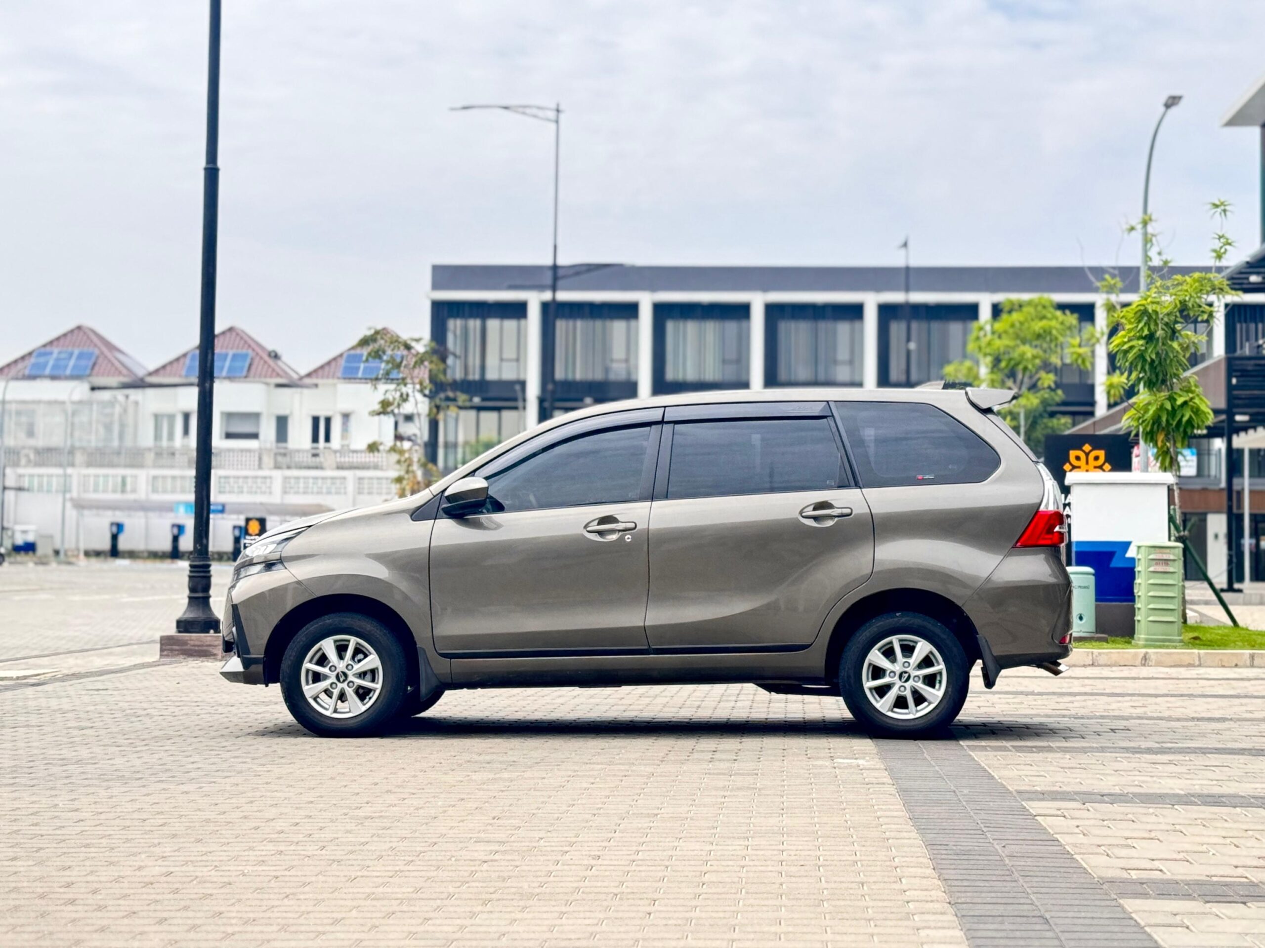 XENIA R DELUXE AT COKLAT 2019 - Gambar 7