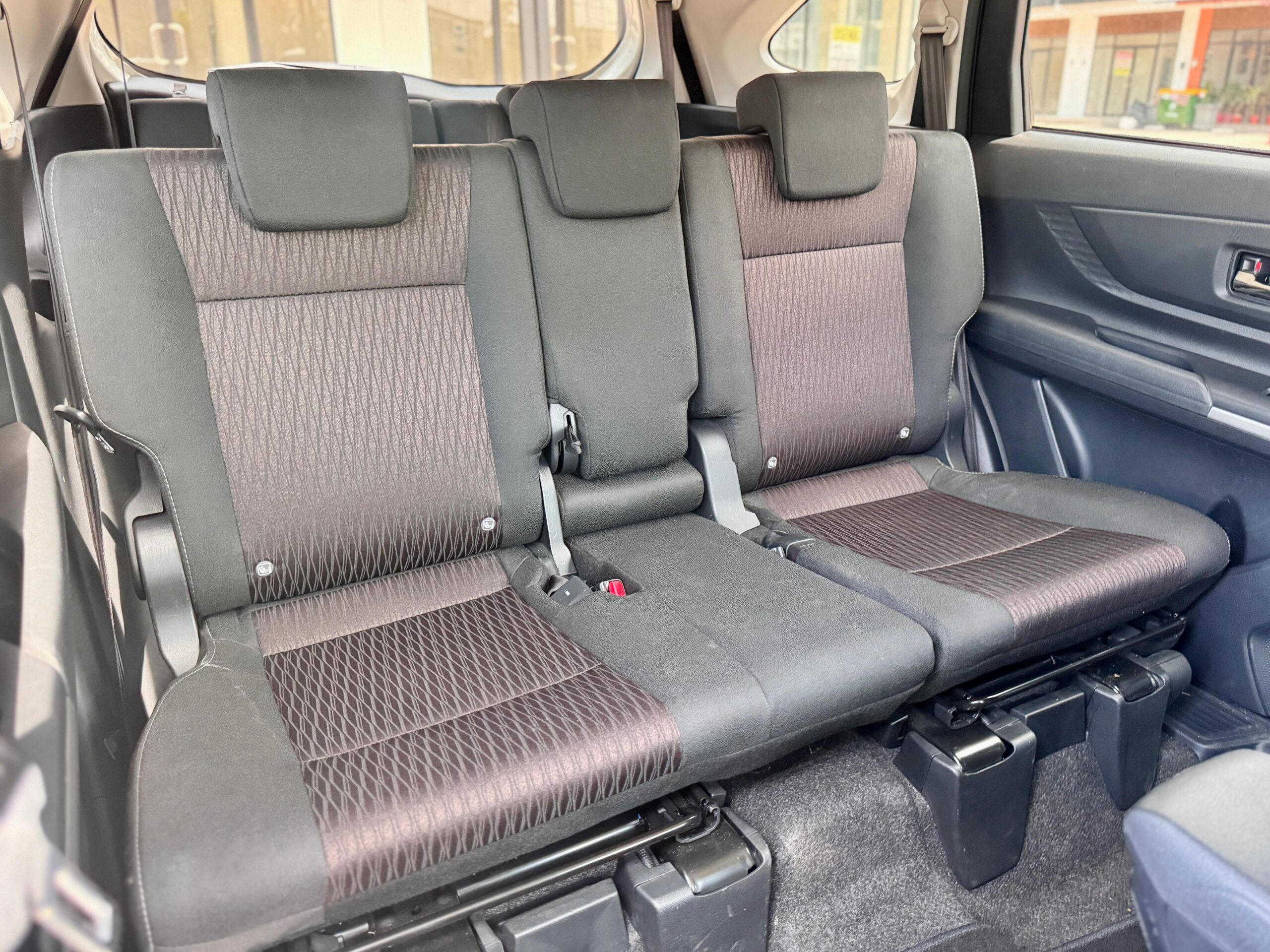 AVANZA 1.5 G AT PUTIH 2024 - Gambar 14