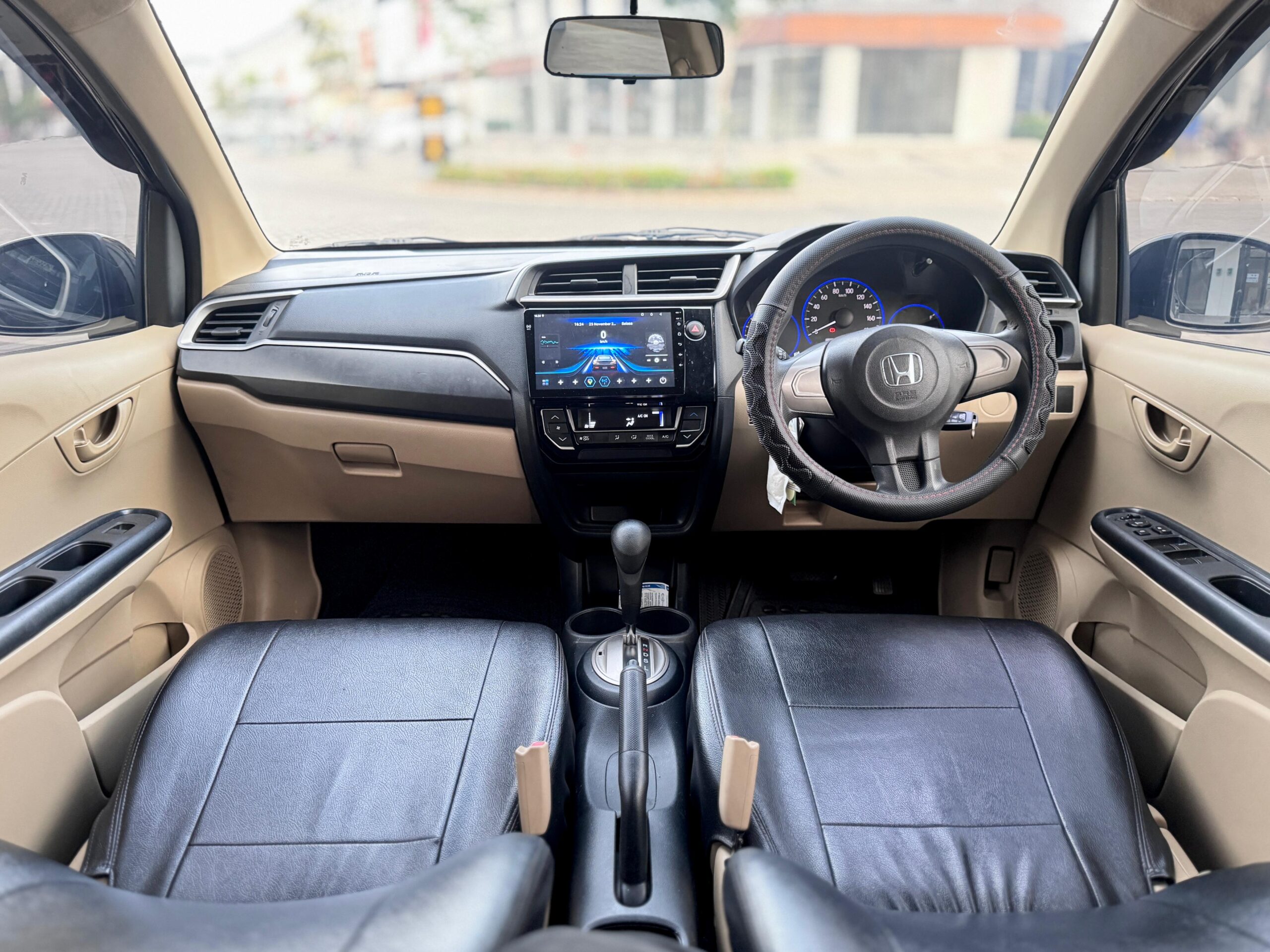 MOBILIO E AT HITAM 2016 - Gambar 9