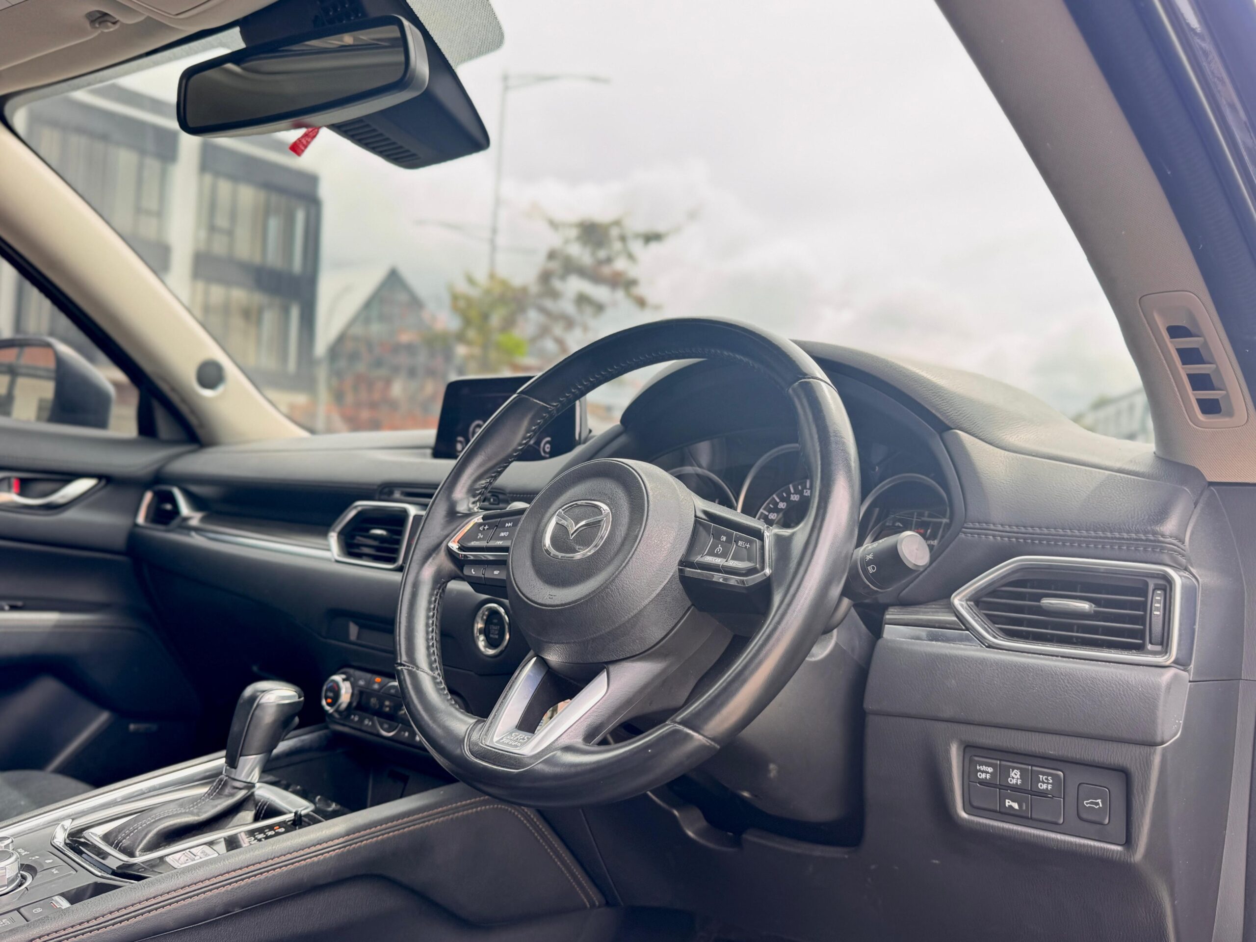 MAZDA CX5 2.5 ELITE AT ABU 2018 - Gambar 9