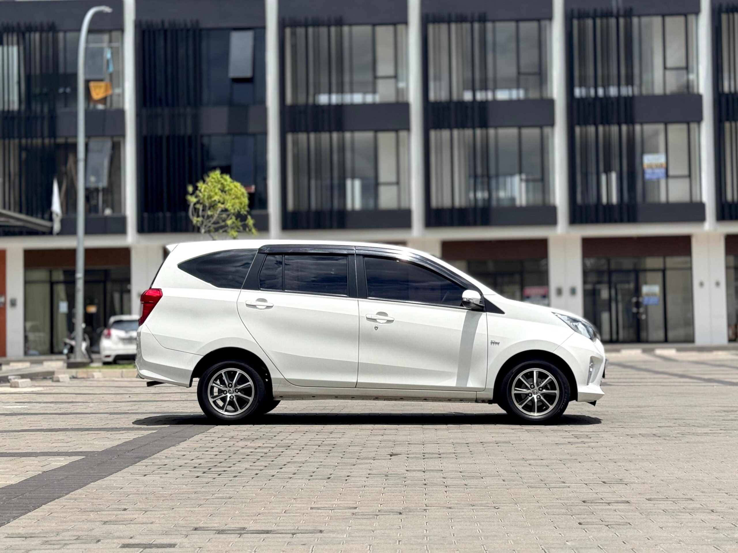 CALYA G AT PUTIH 2018 - Gambar 5