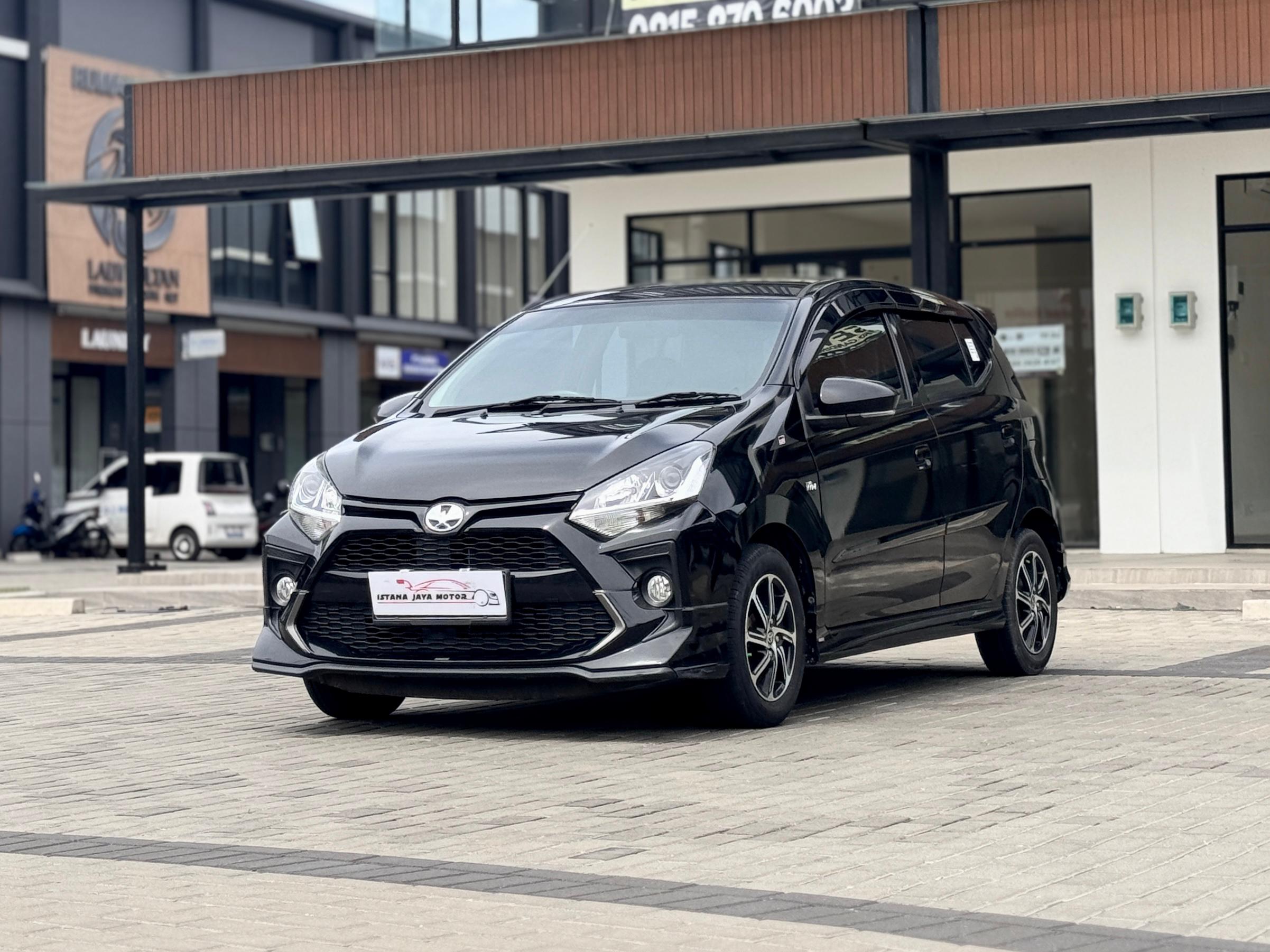 AGYA GR SPORT AT HITAM 2022 - Gambar 2