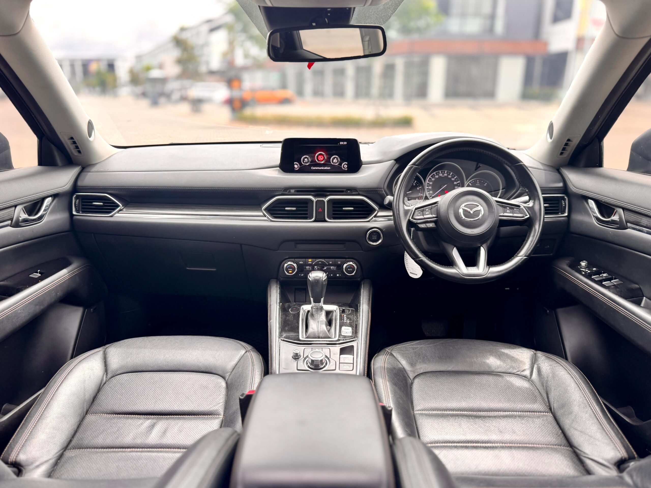 MAZDA CX5 2.5 ELITE AT ABU 2018 - Gambar 10