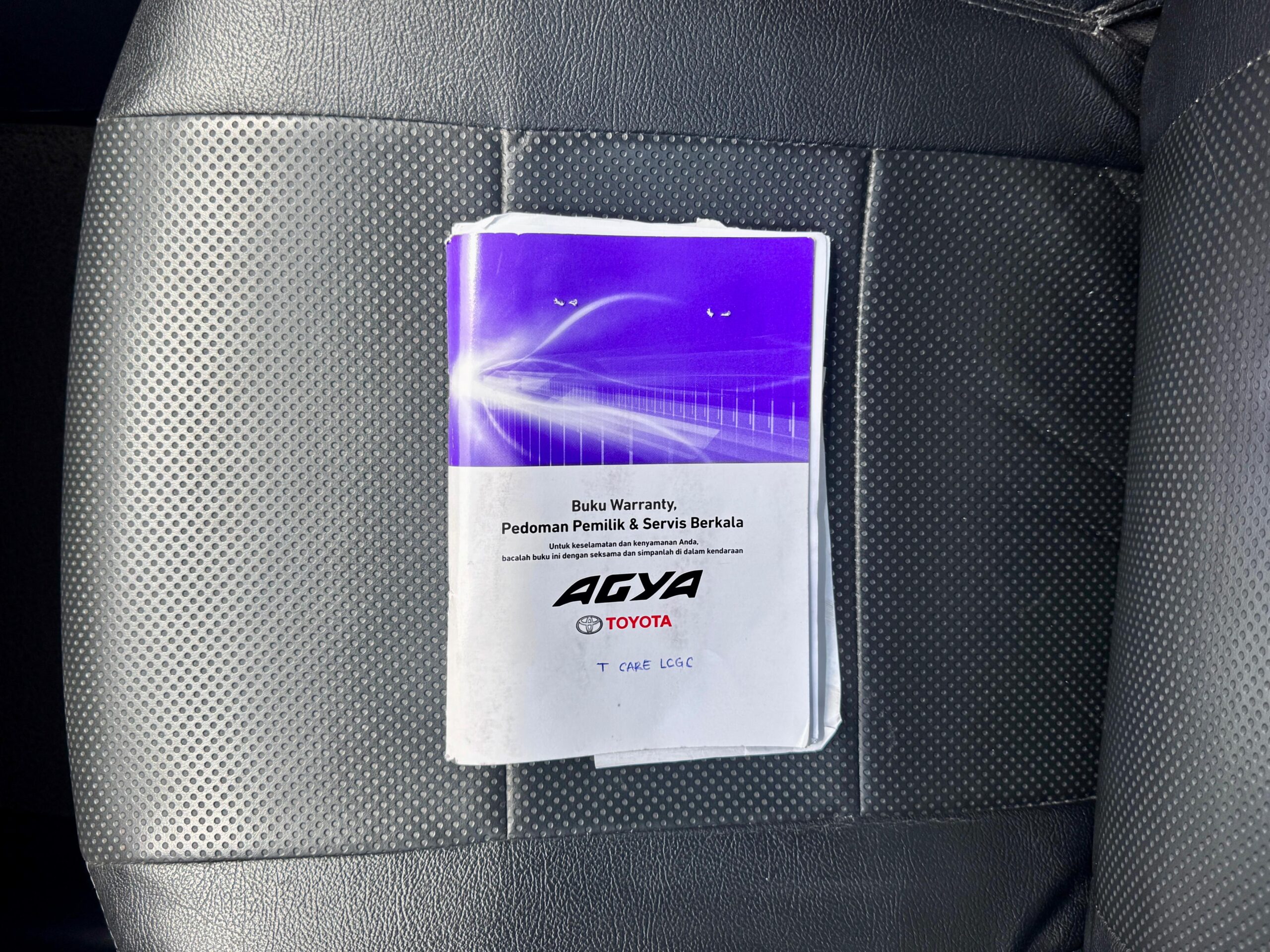 AGYA GR SPORT AT HITAM 2022 - Gambar 15