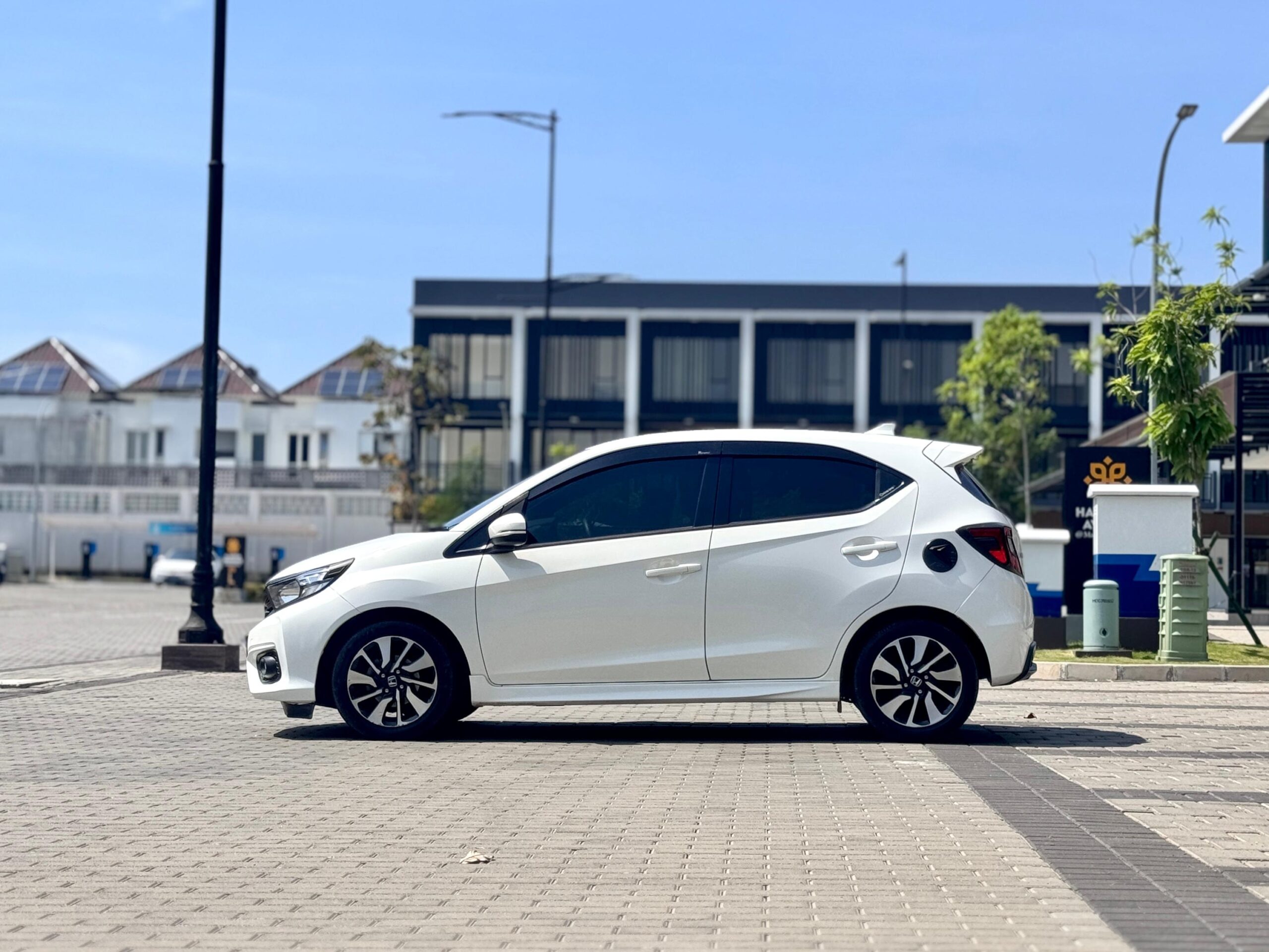 BRIO RS AT PUTIH 2020 - Gambar 4