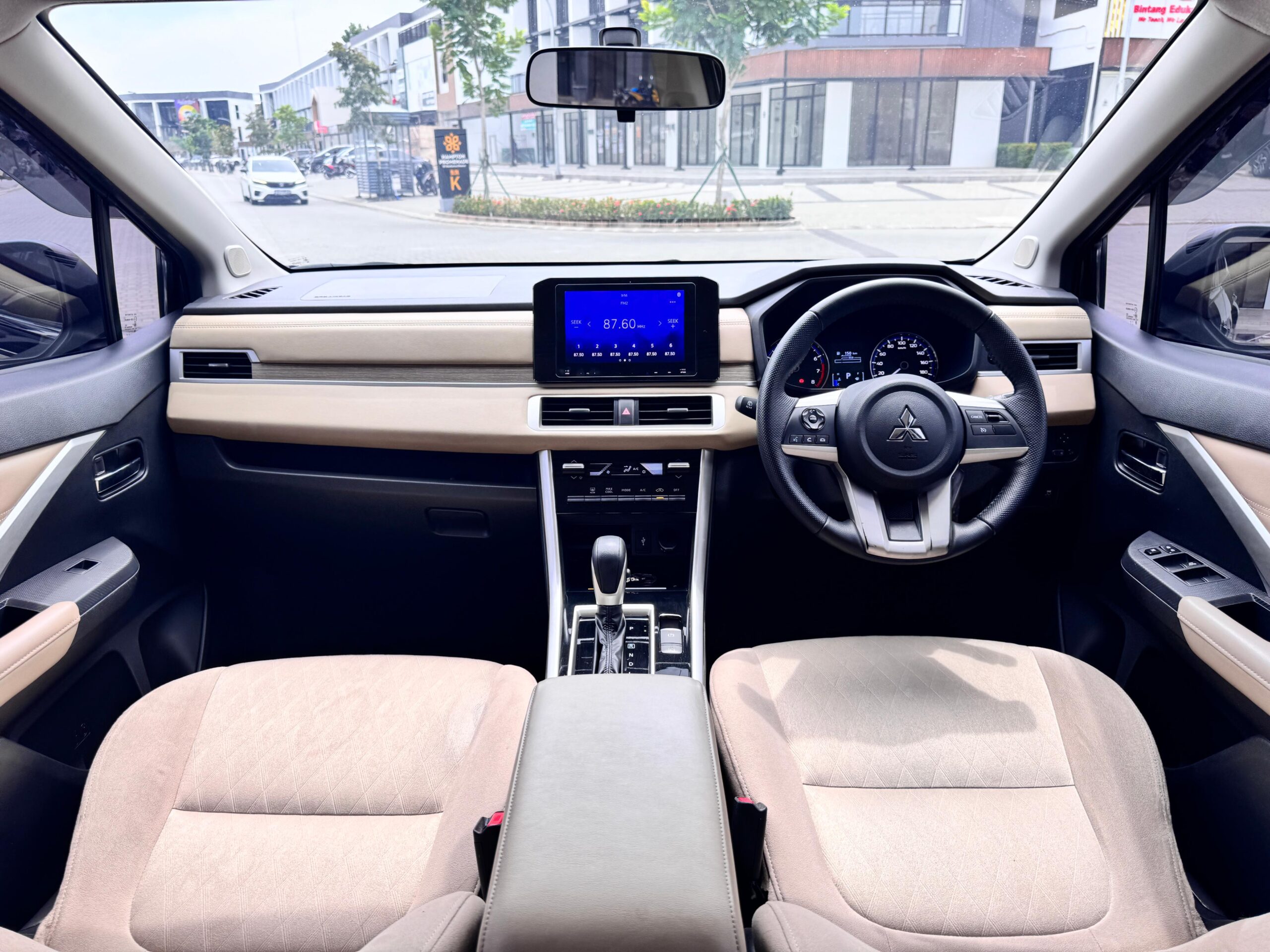 XPANDER ULTIMATE AT ABU 2023 - Gambar 9