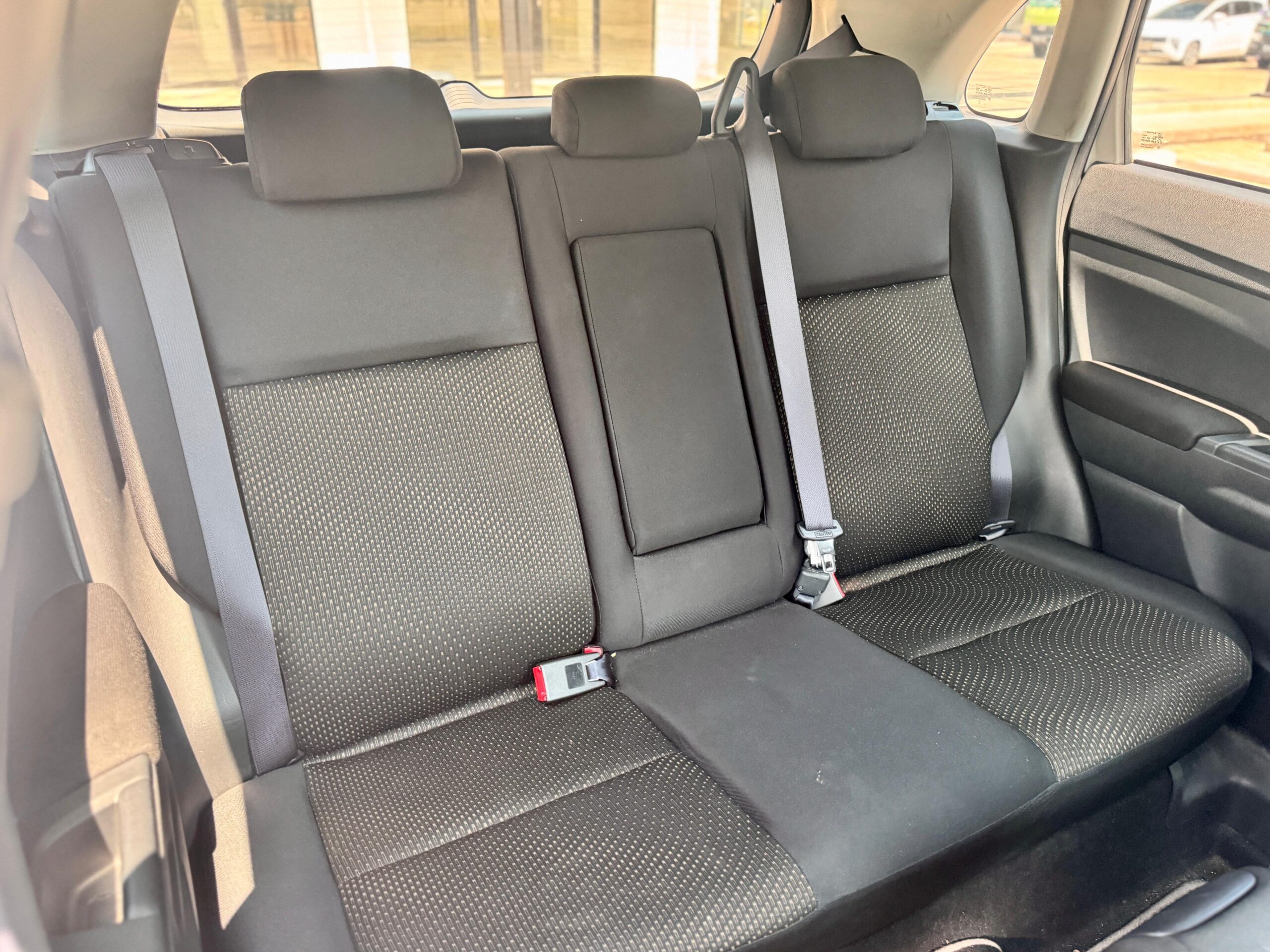 OUTLANDER 2.0 GLS AT PUTIH 2014 - Gambar 13