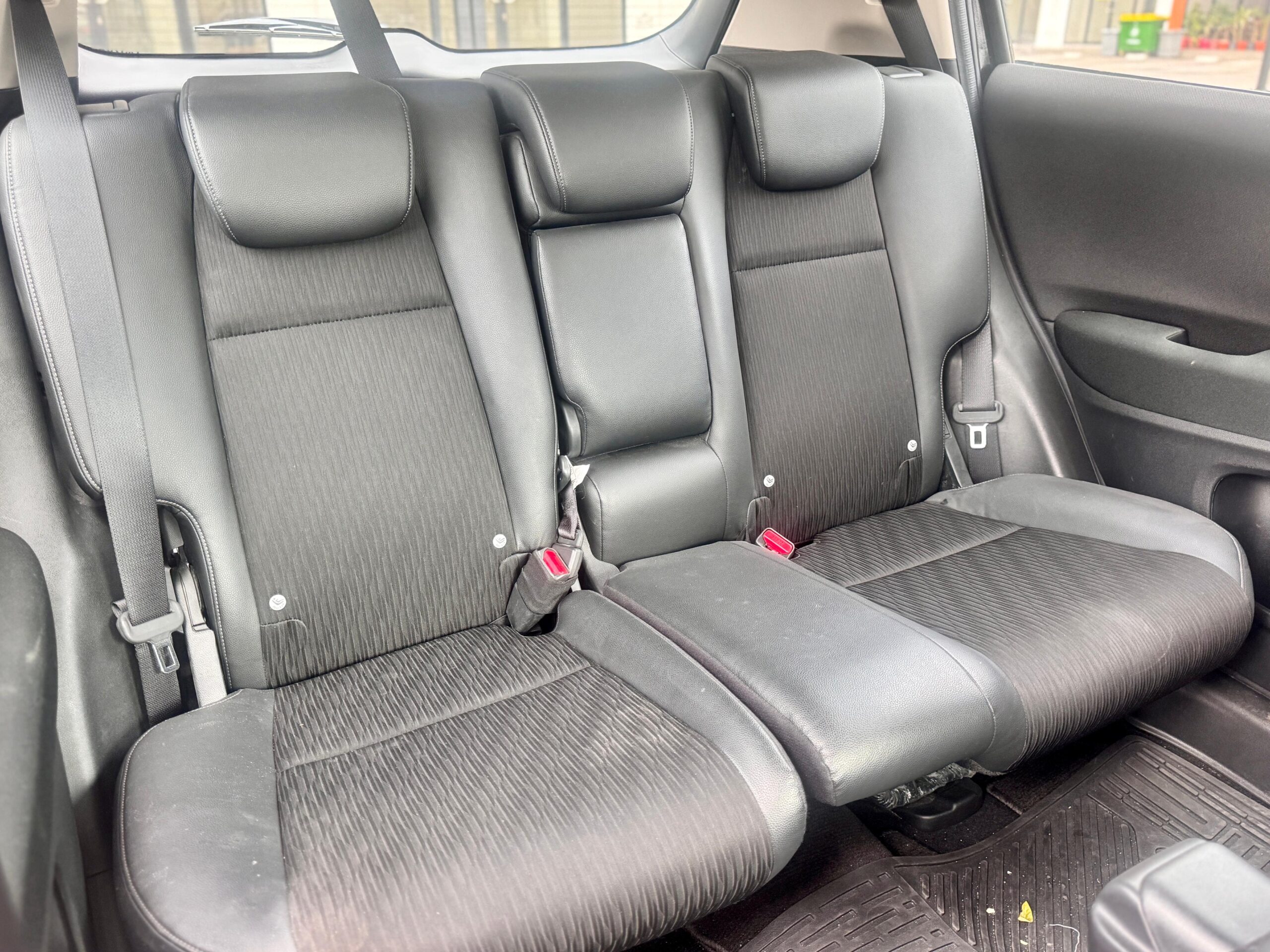 HRV E AT HITAM 2021 - Gambar 14