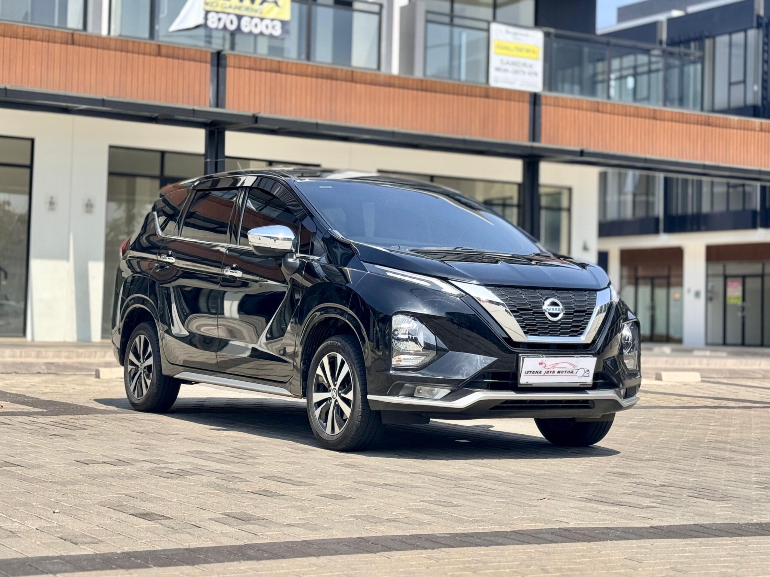 LIVINA VL AT HITAM 2021 - Gambar 2