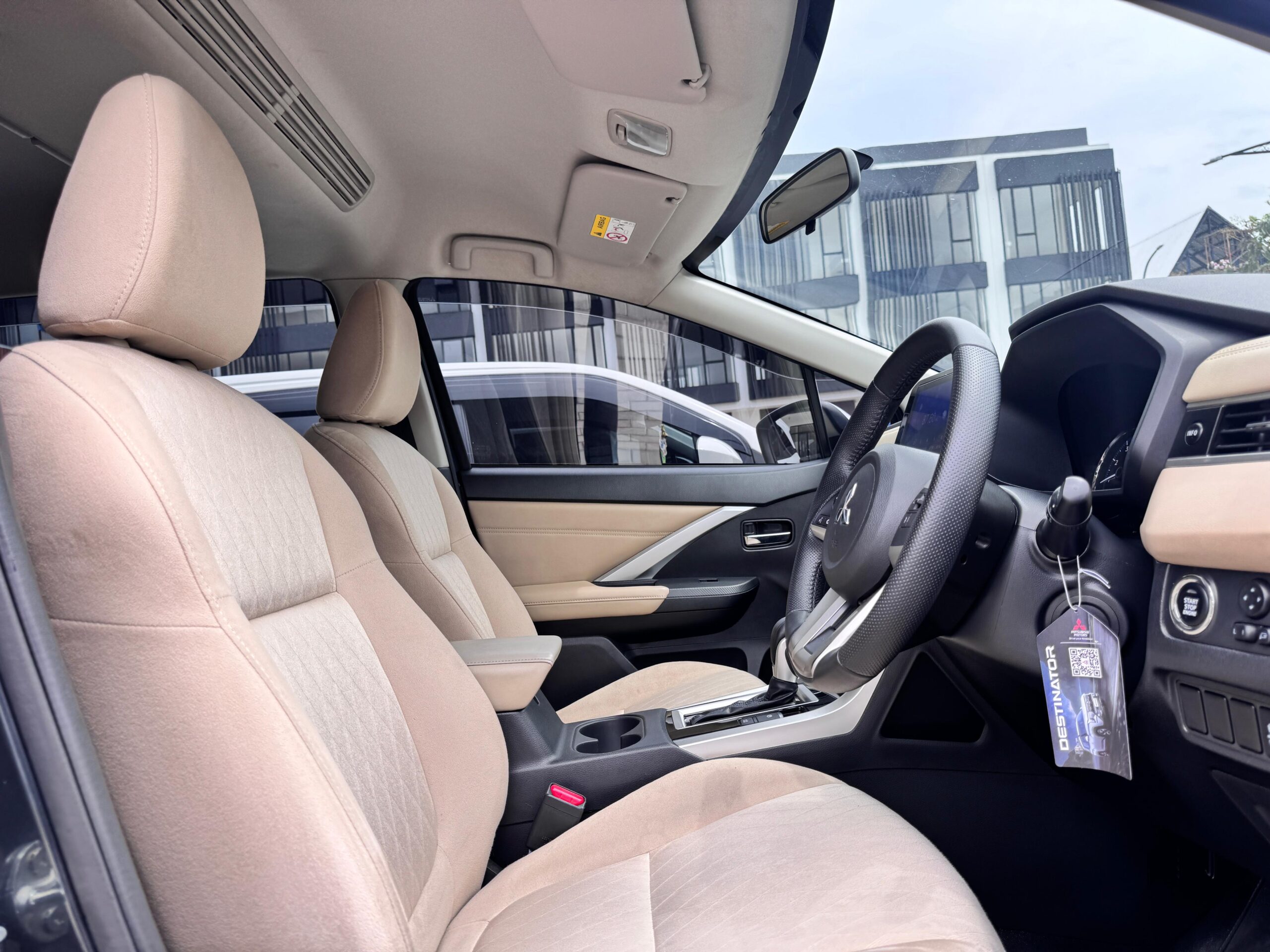 XPANDER ULTIMATE AT ABU 2023 - Gambar 11