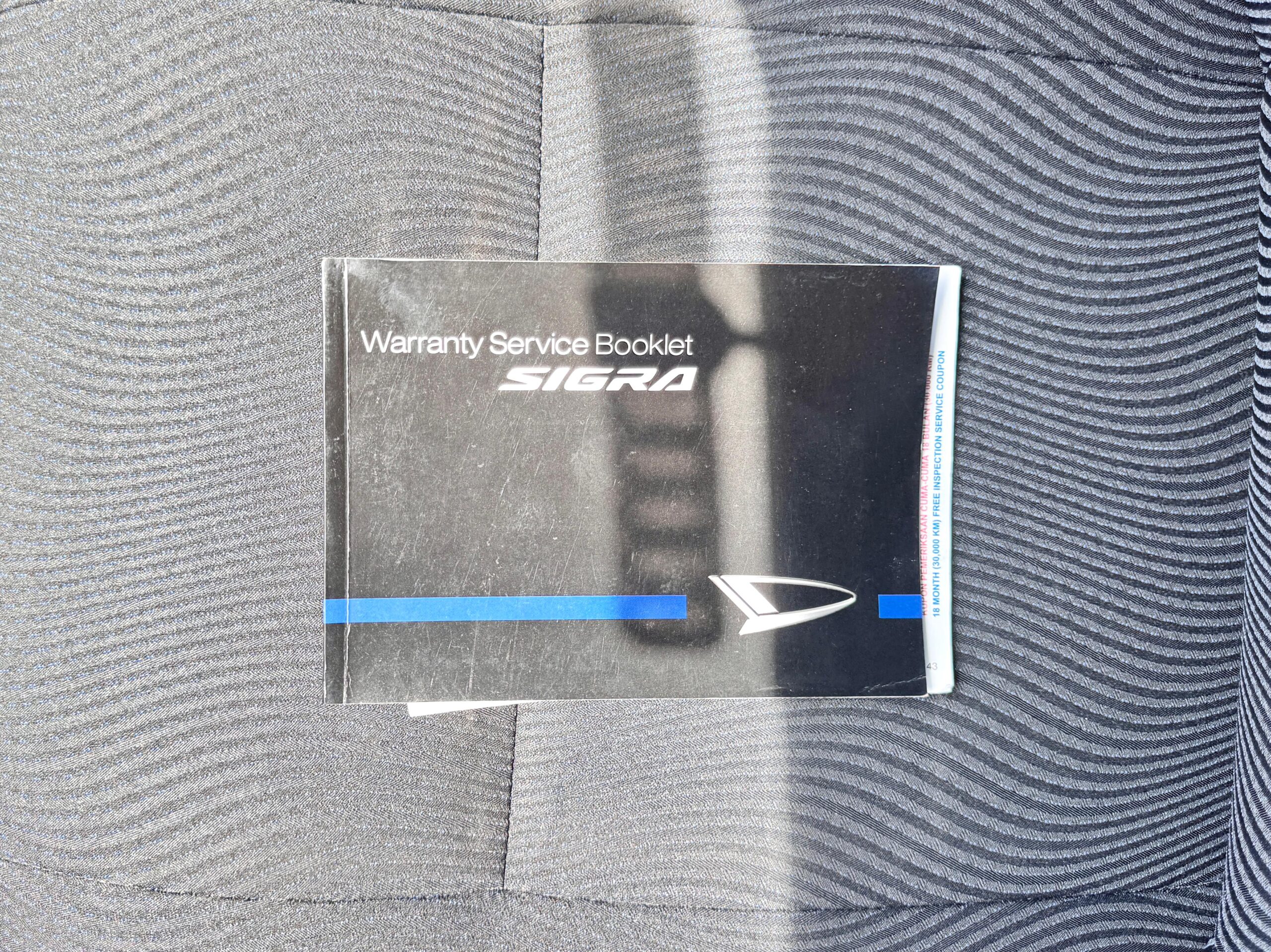 SIGRA R DELUXE AT SILVER 2018 - Gambar 15