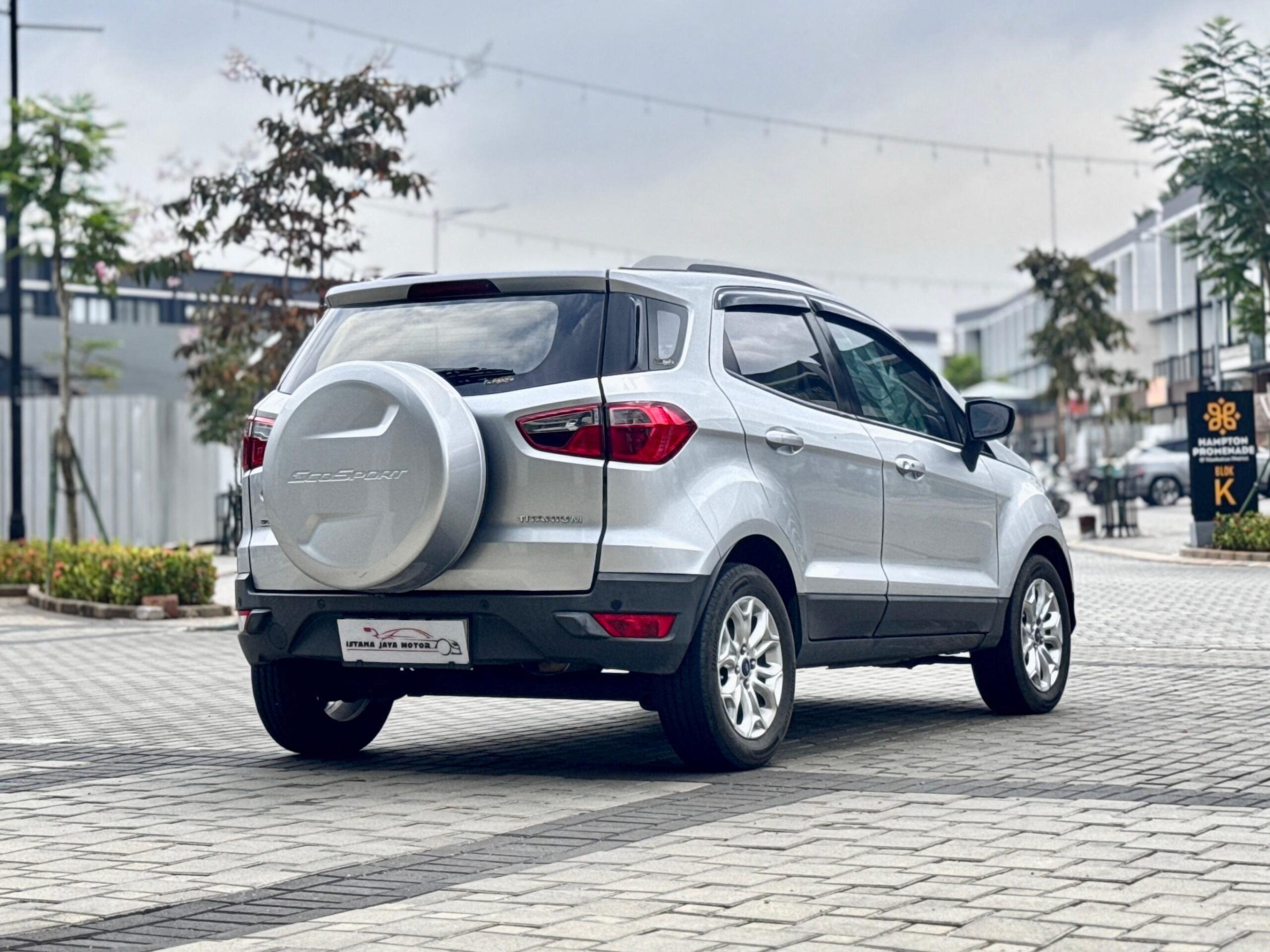 ECOSPORT TITANIUM AT SILVER 2014 - Gambar 5