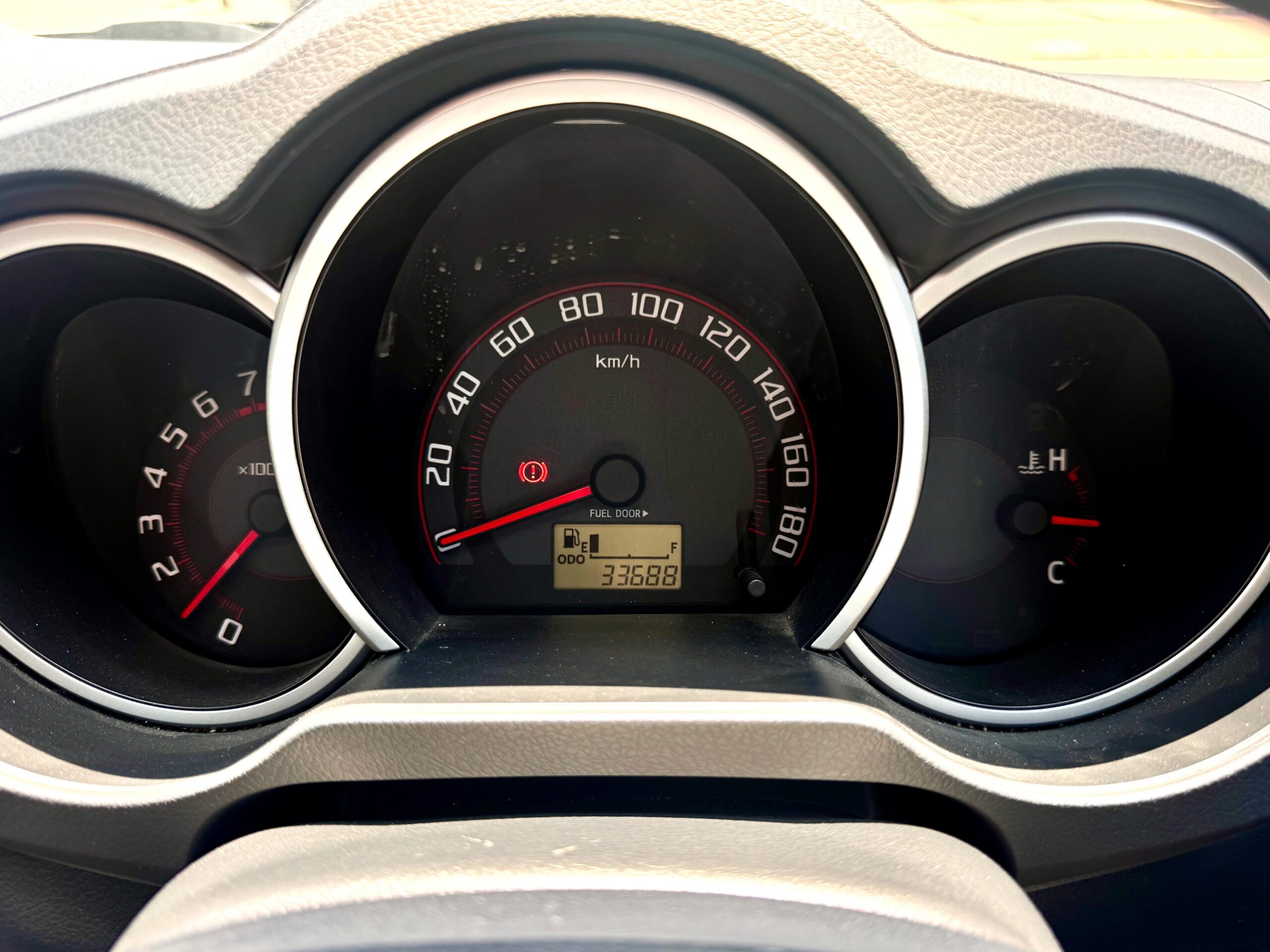 TERIOS R MT HITAM 2017 - Gambar 8