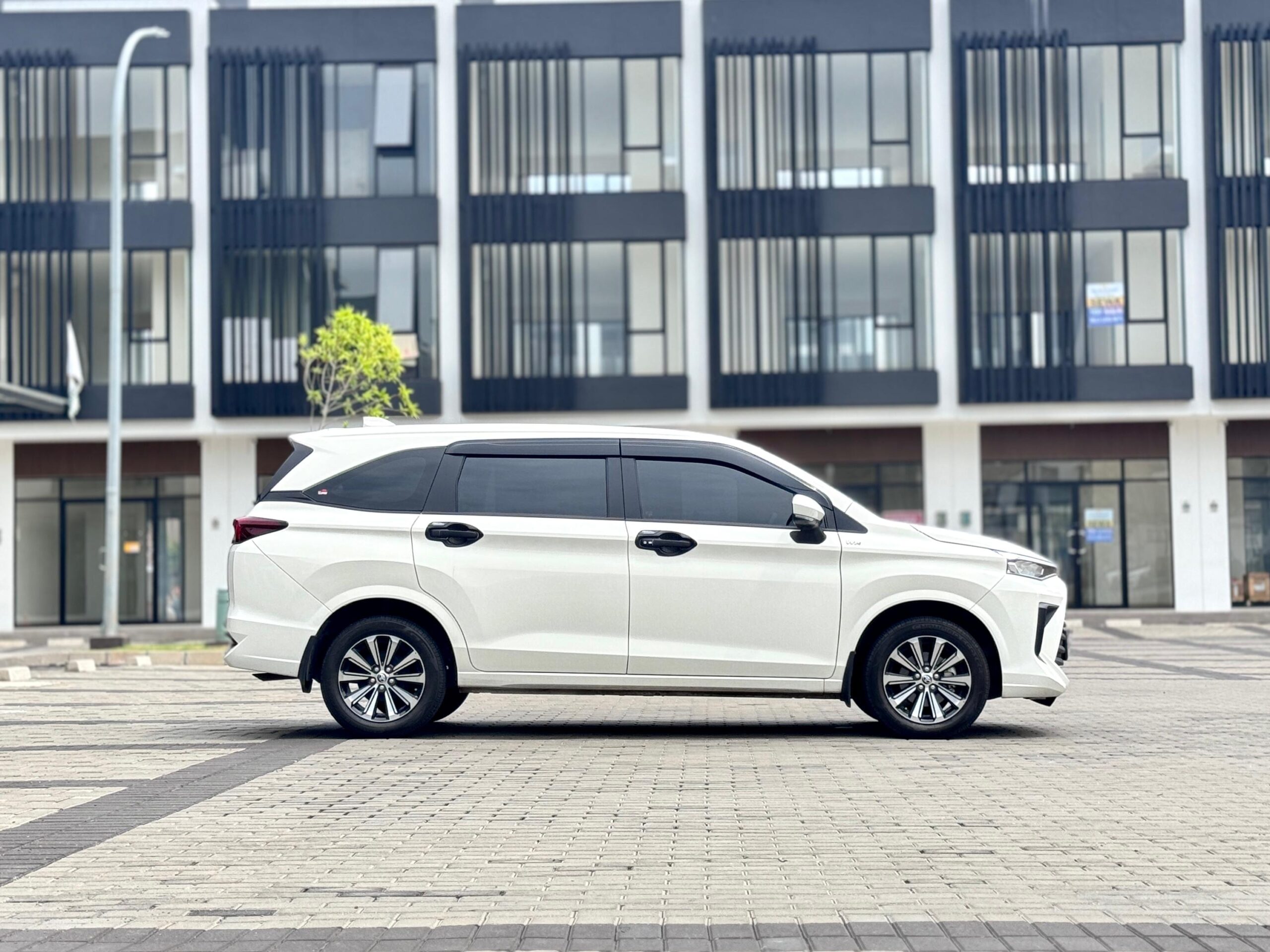 AVANZA G AT PUTIH 2023 - Gambar 6