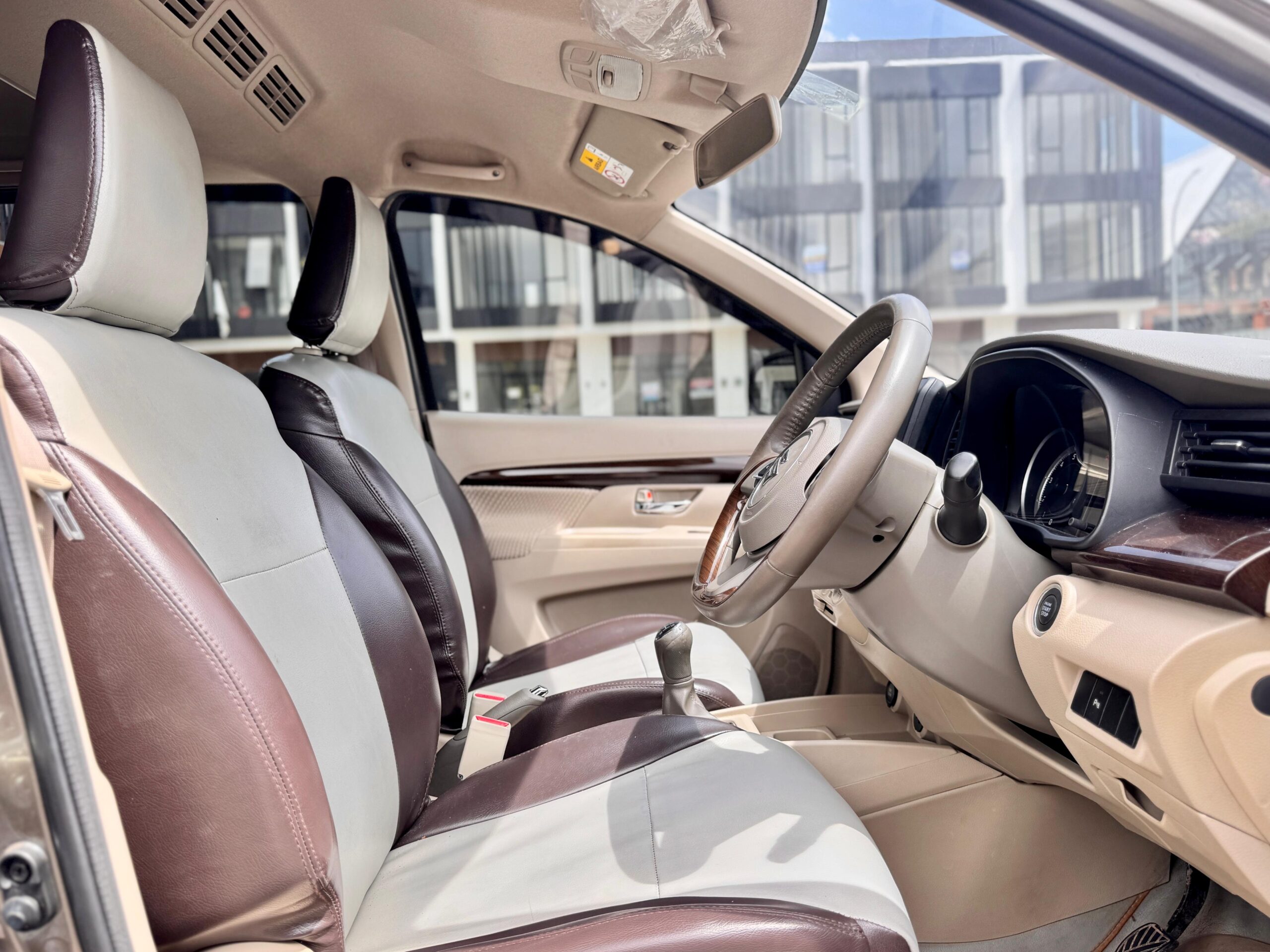 ERTIGA GX MT ABU 2018 - Gambar 11