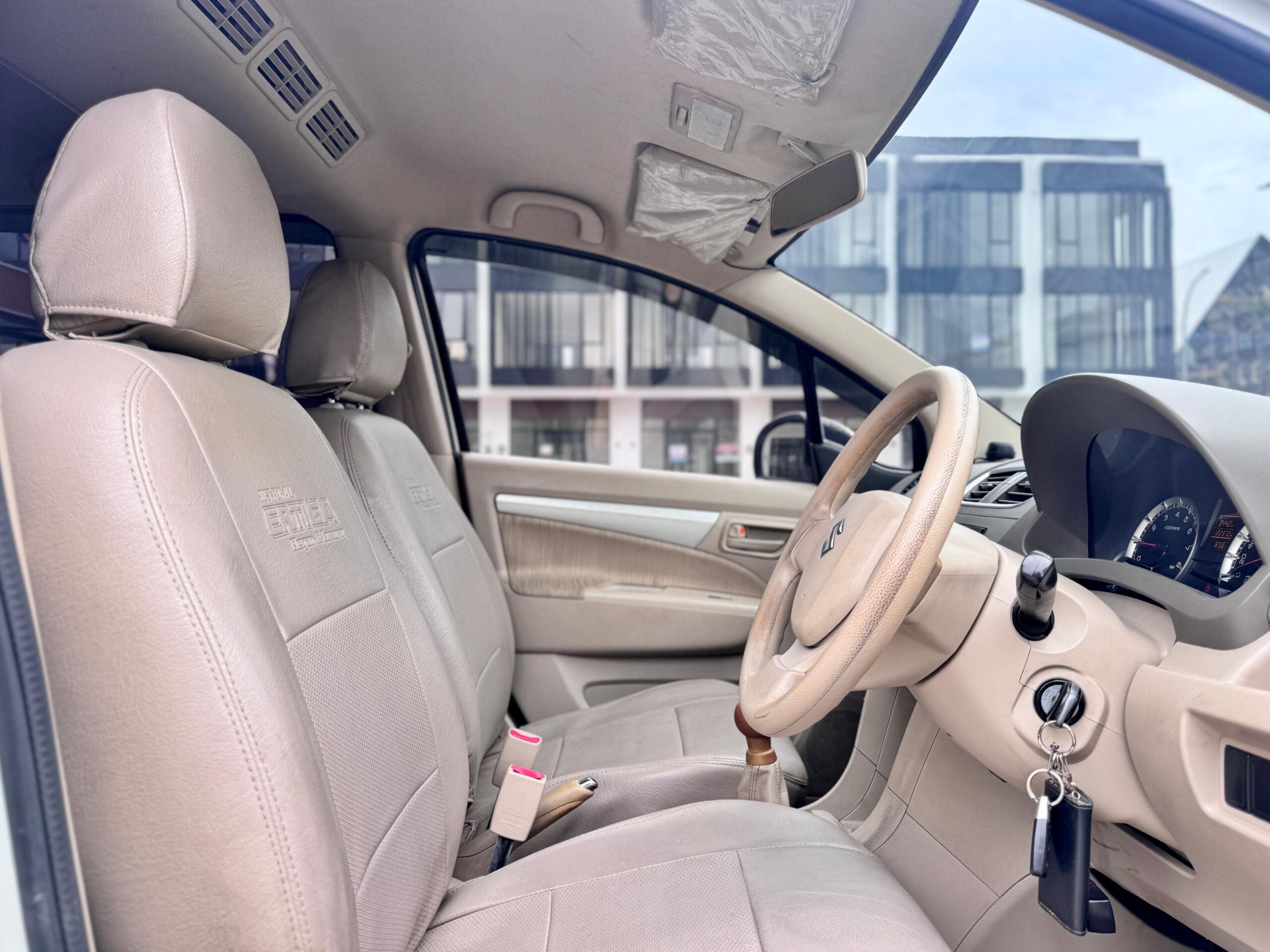 ERTIGA GL MT PUTIH 2013 - Gambar 10