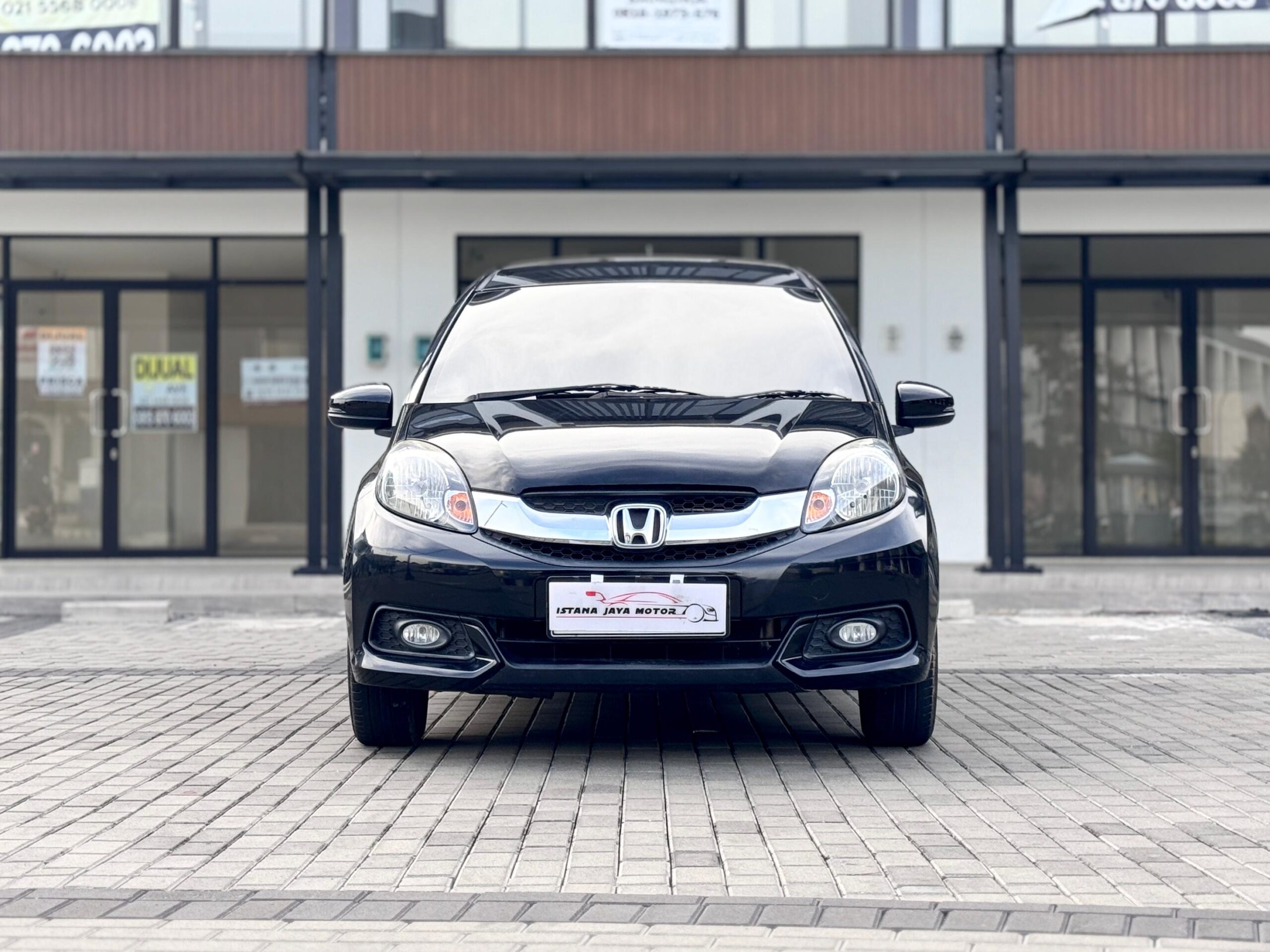 MOBILIO E AT HITAM 2016