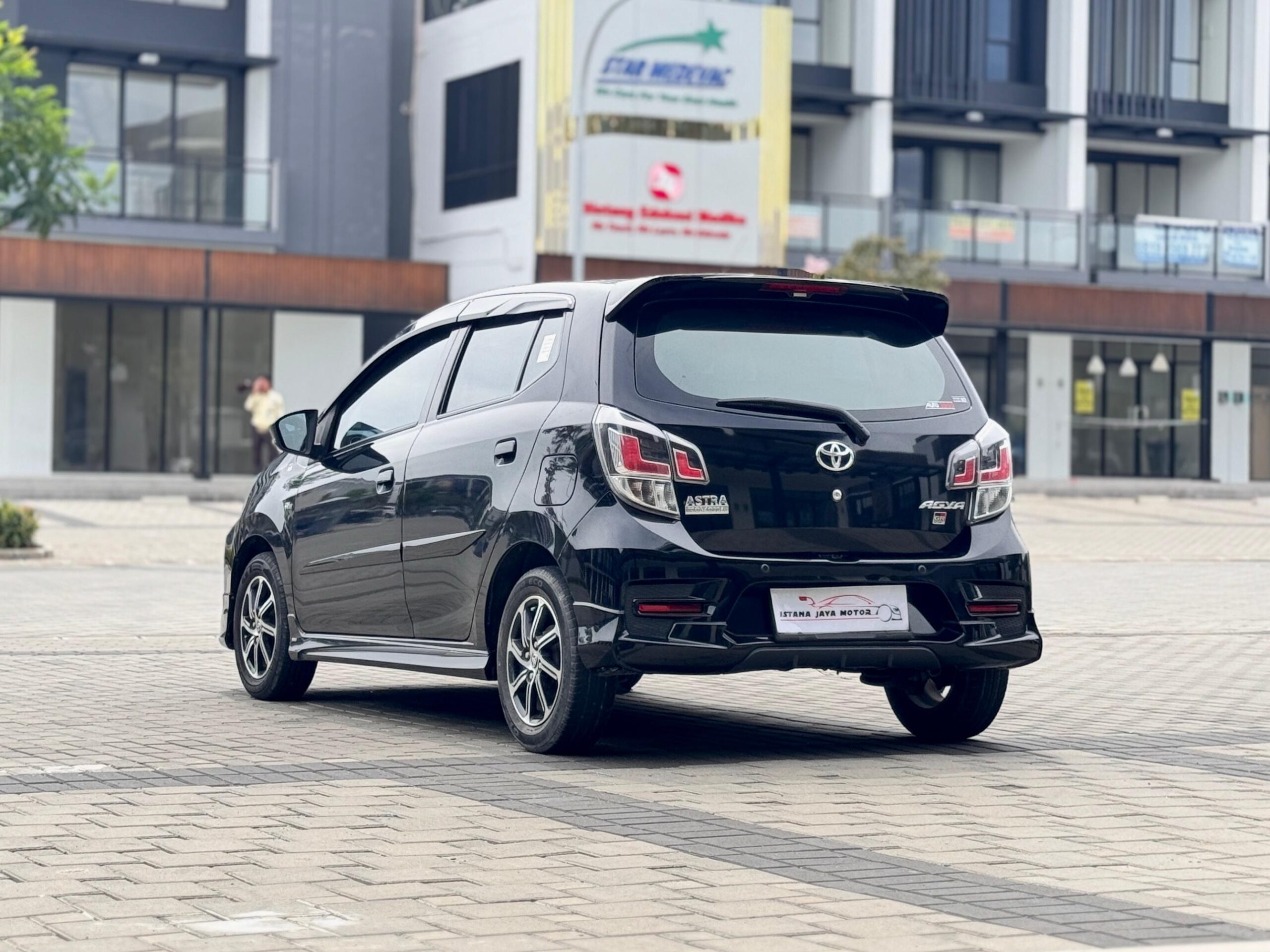 AGYA GR SPORT AT HITAM 2022 - Gambar 7