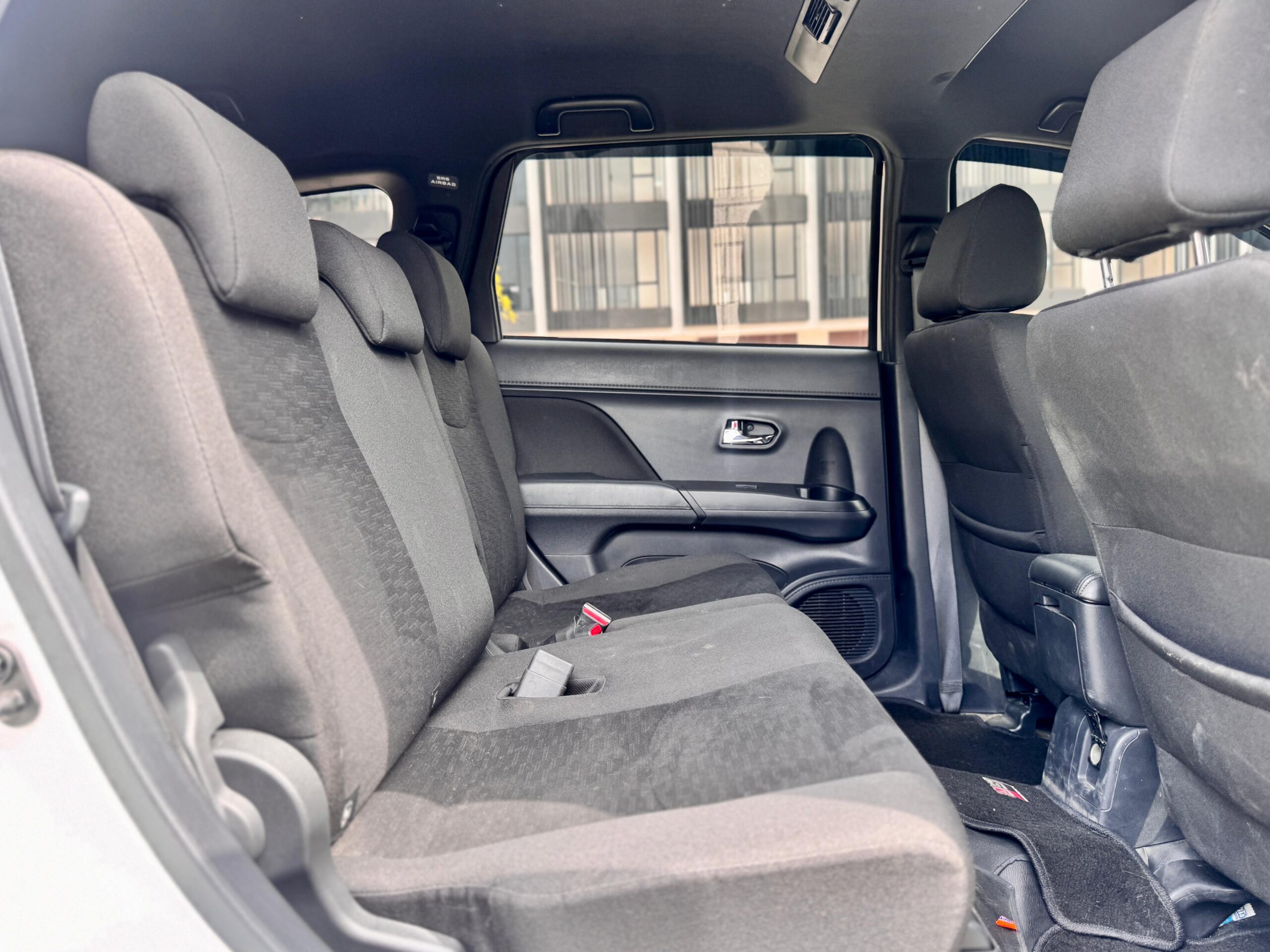 RUSH GR SPORT AT PUTIH 2024 - Gambar 13