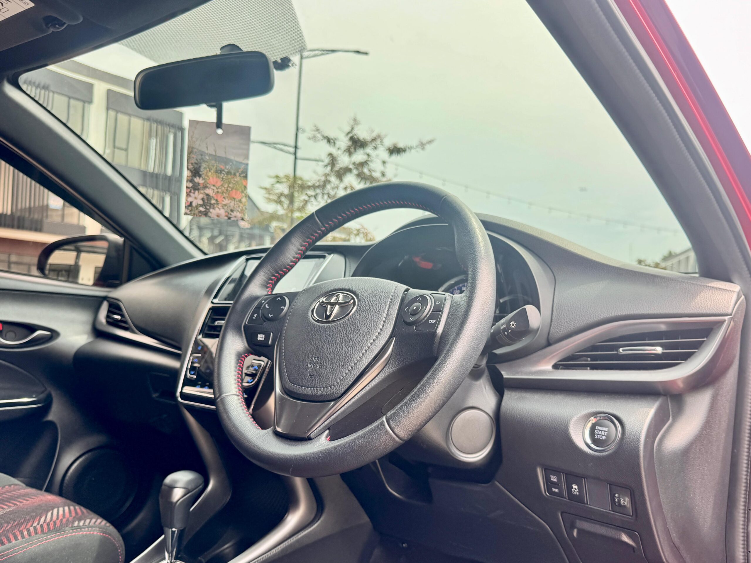 YARIS GR SPORT AT MERAH 2021 - Gambar 9