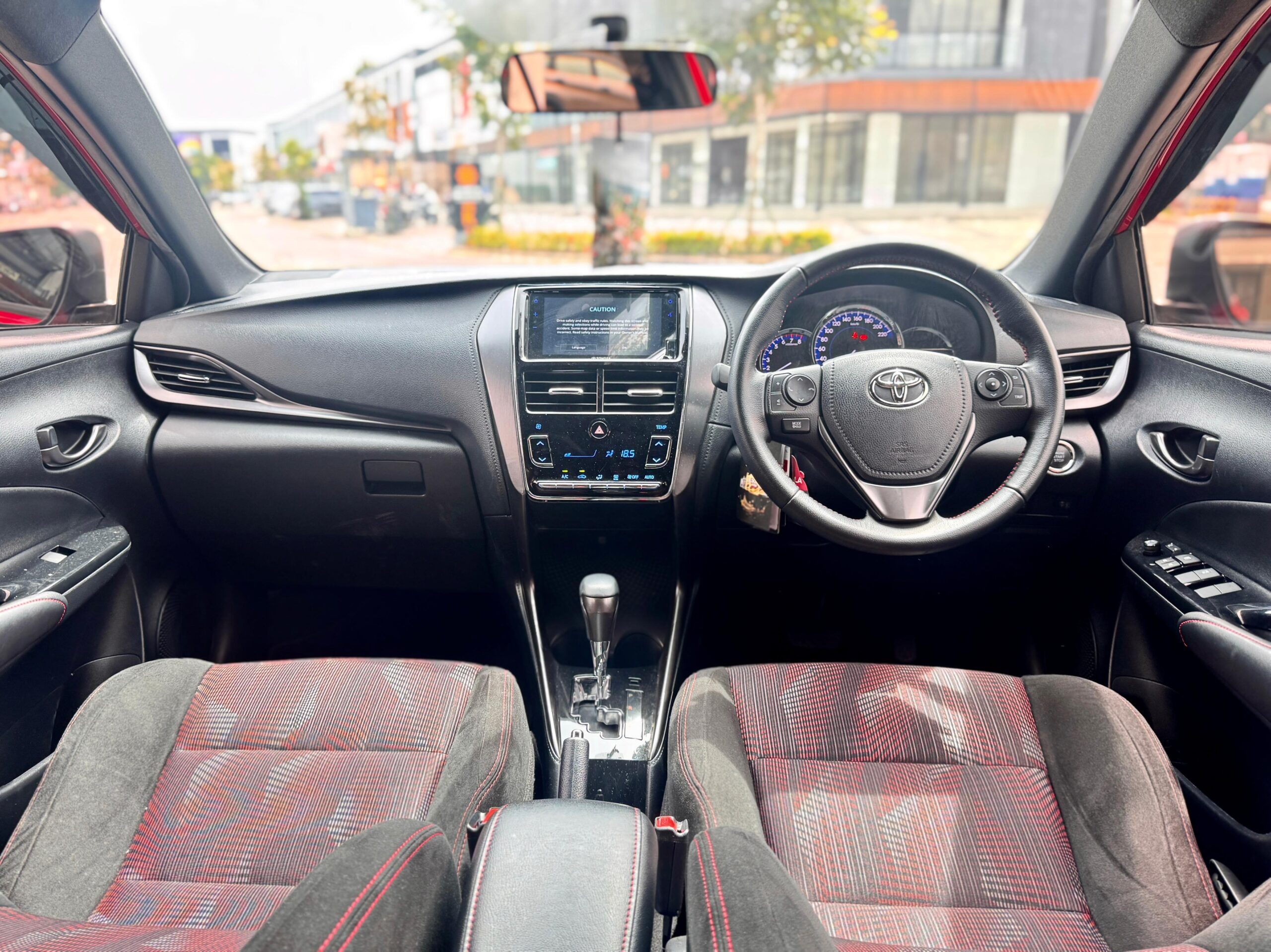 YARIS GR SPORT AT MERAH 2021 - Gambar 10