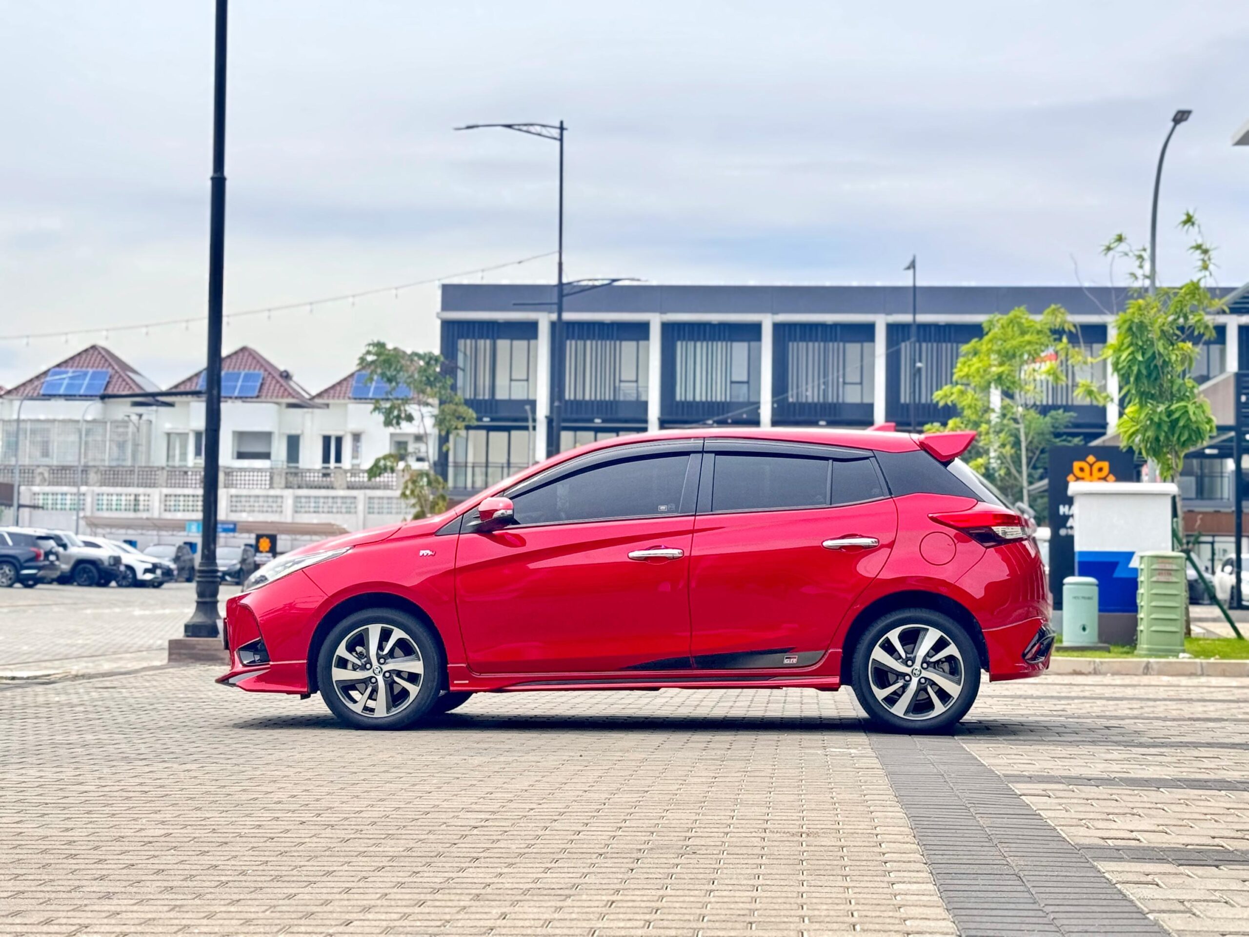 YARIS GR SPORT AT MERAH 2021 - Gambar 6