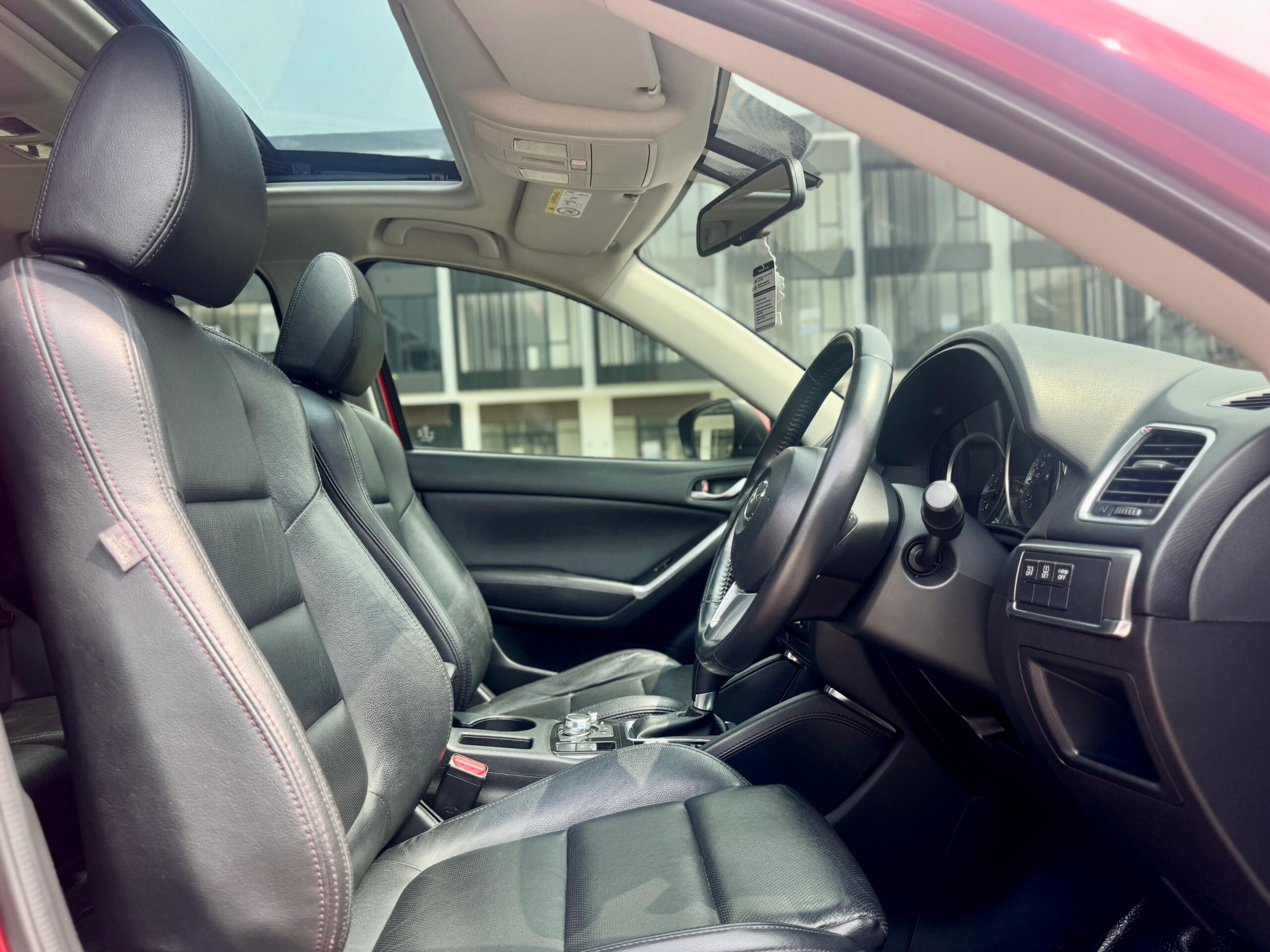 MAZDA CX5 2.5 TOURING AT MERAH 2016 - Gambar 12