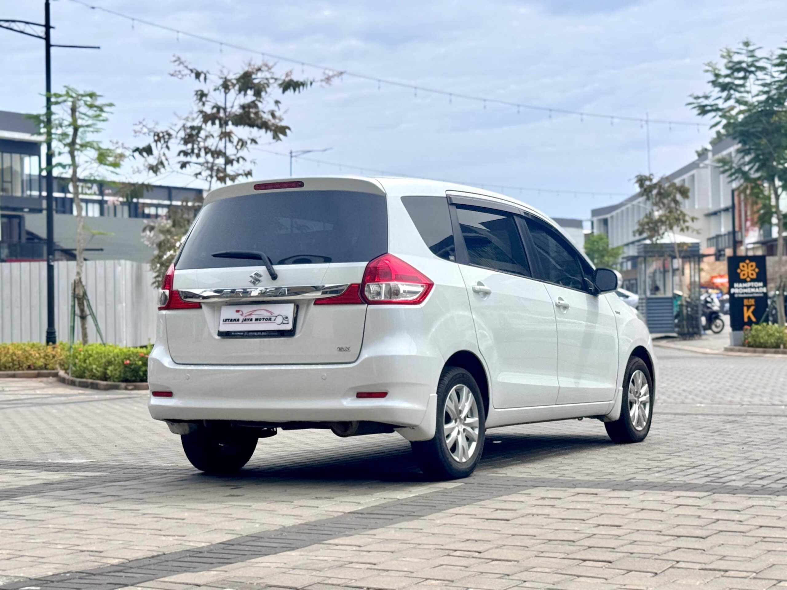 ERTIGA GX AT PUTIH 2016 - Gambar 7