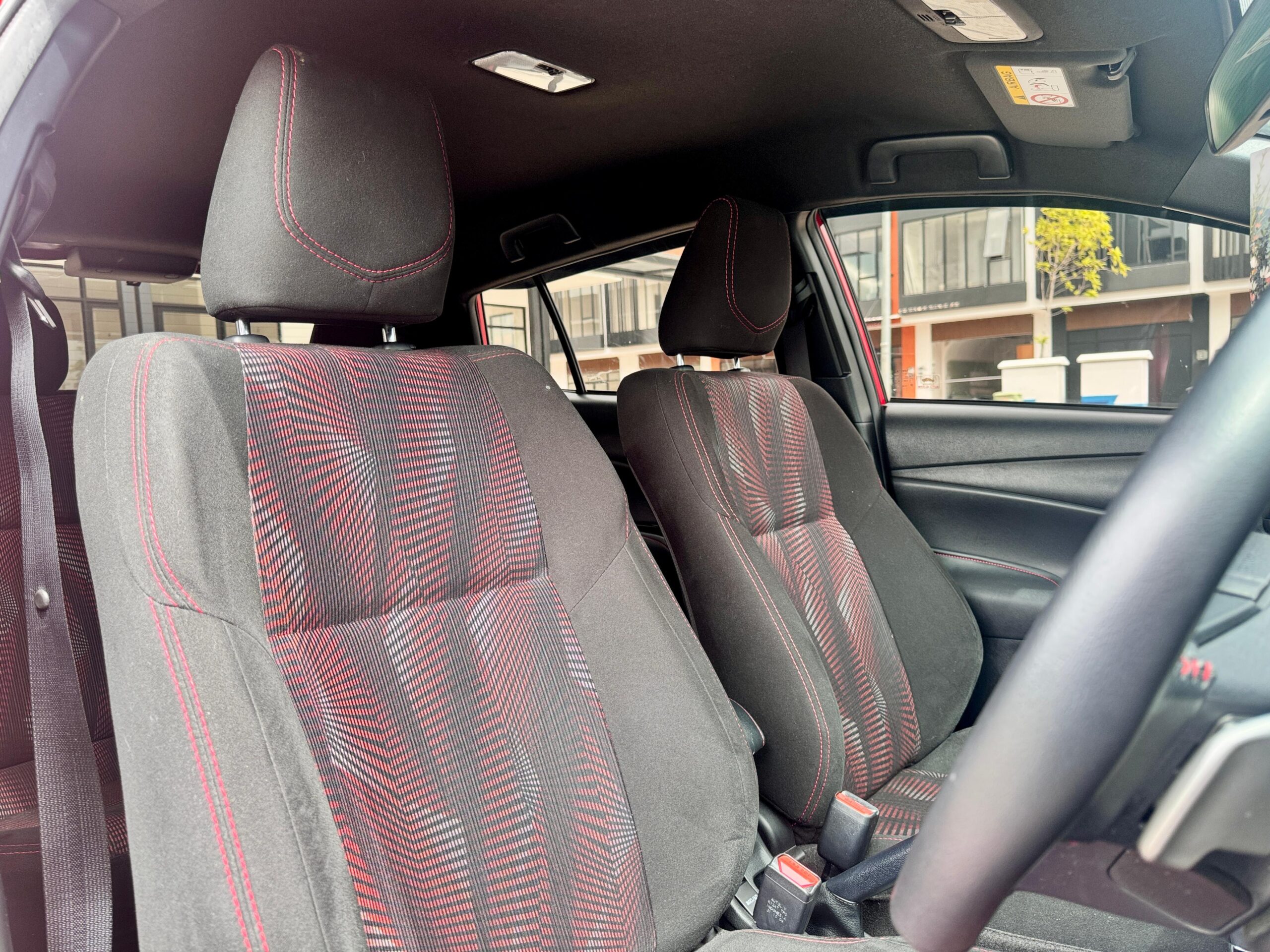 YARIS GR SPORT AT MERAH 2021 - Gambar 12