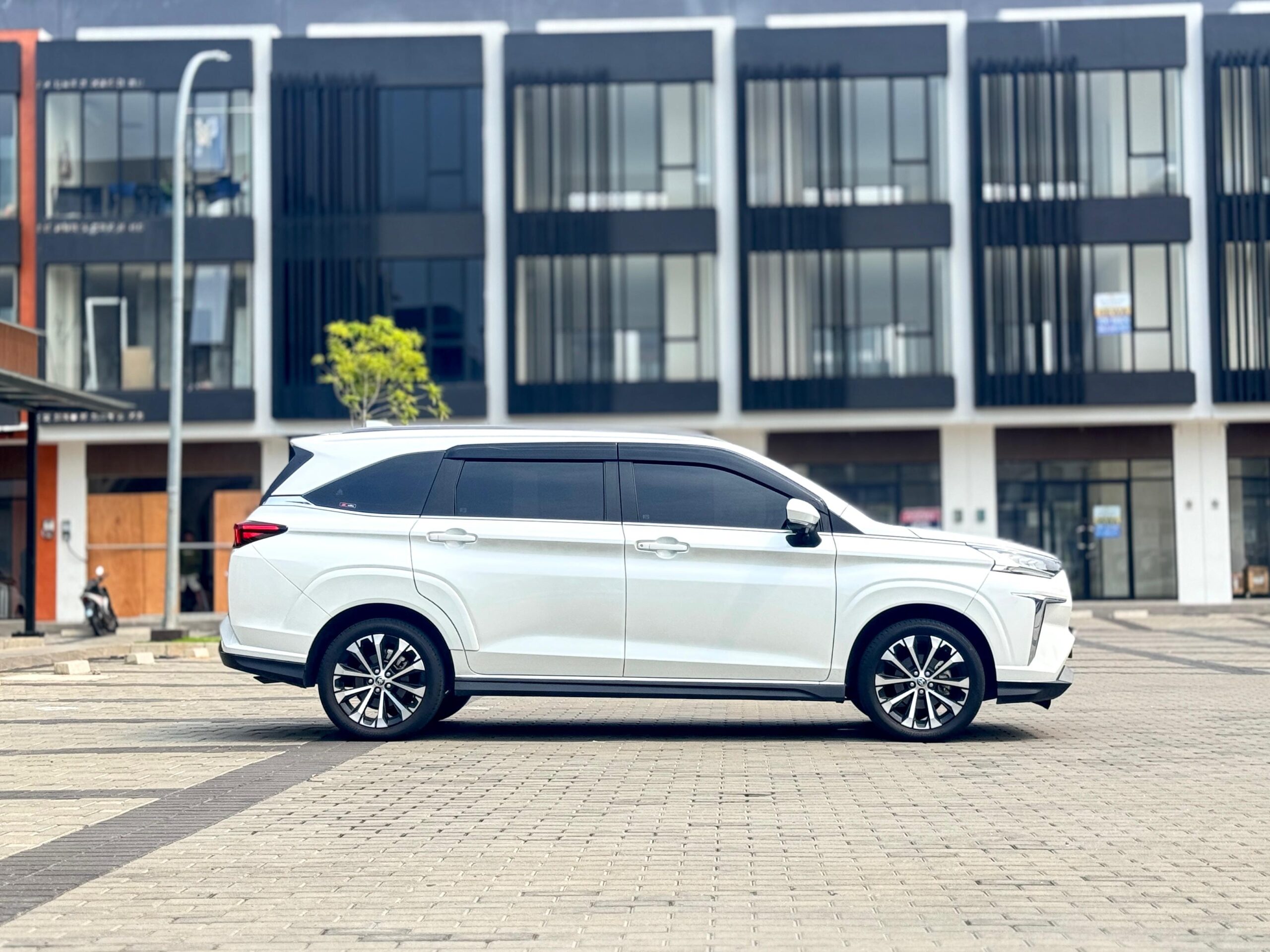 AVANZA VELOZ Q AT PUTIH 2024 - Gambar 7