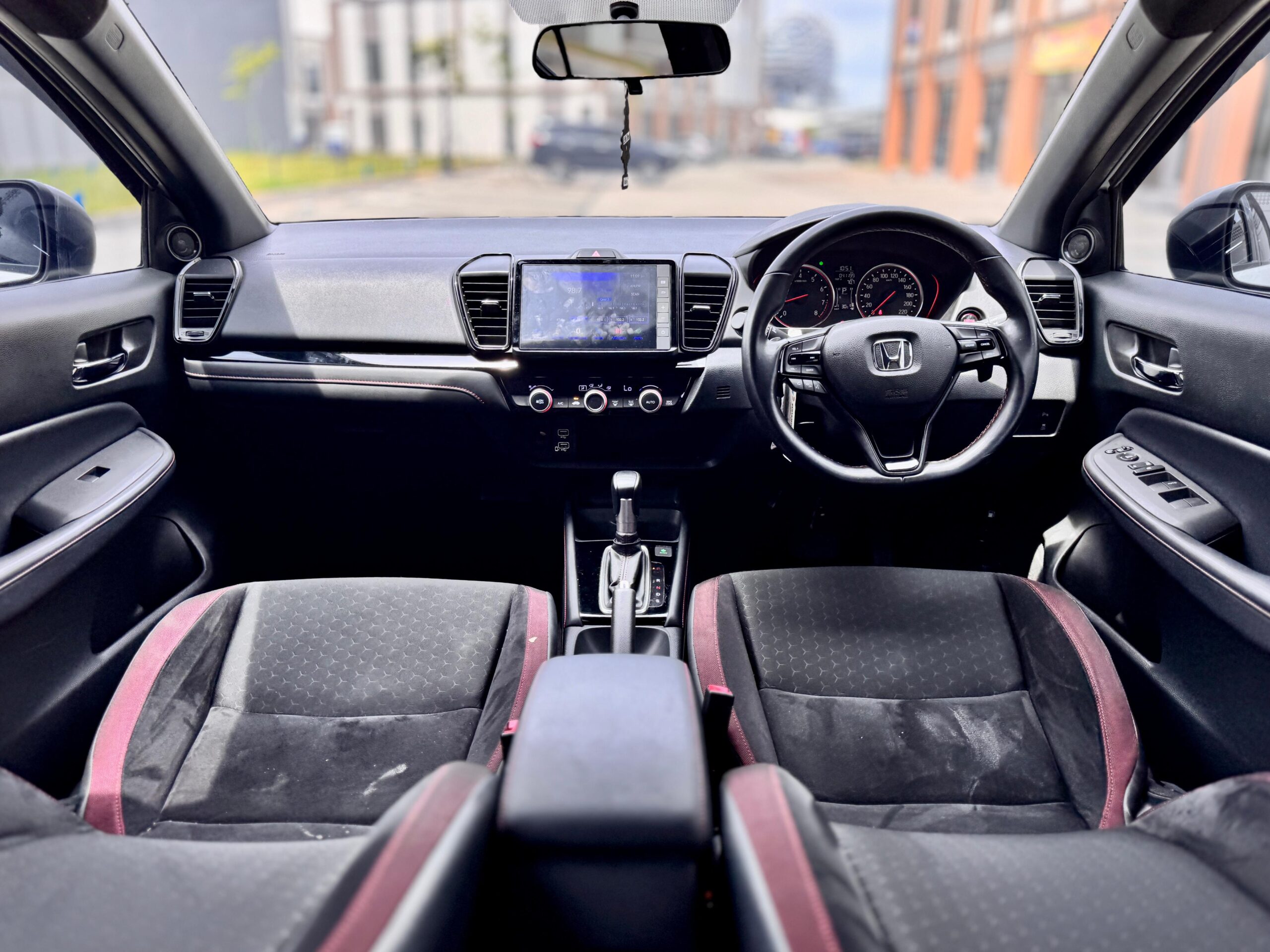 CITY 1.5 RS HB AT PUTIH 2023 - Gambar 9