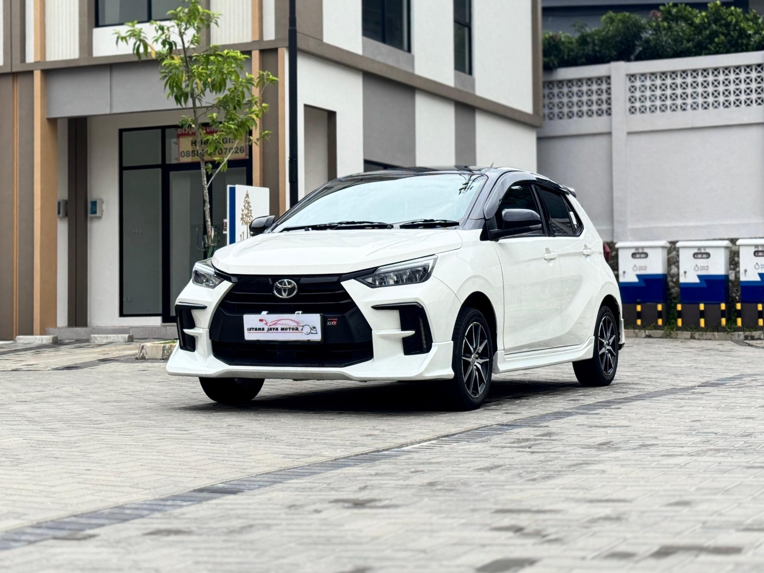 AGYA 1.2 GR SPORT AT PUTIH 2023 - Gambar 2