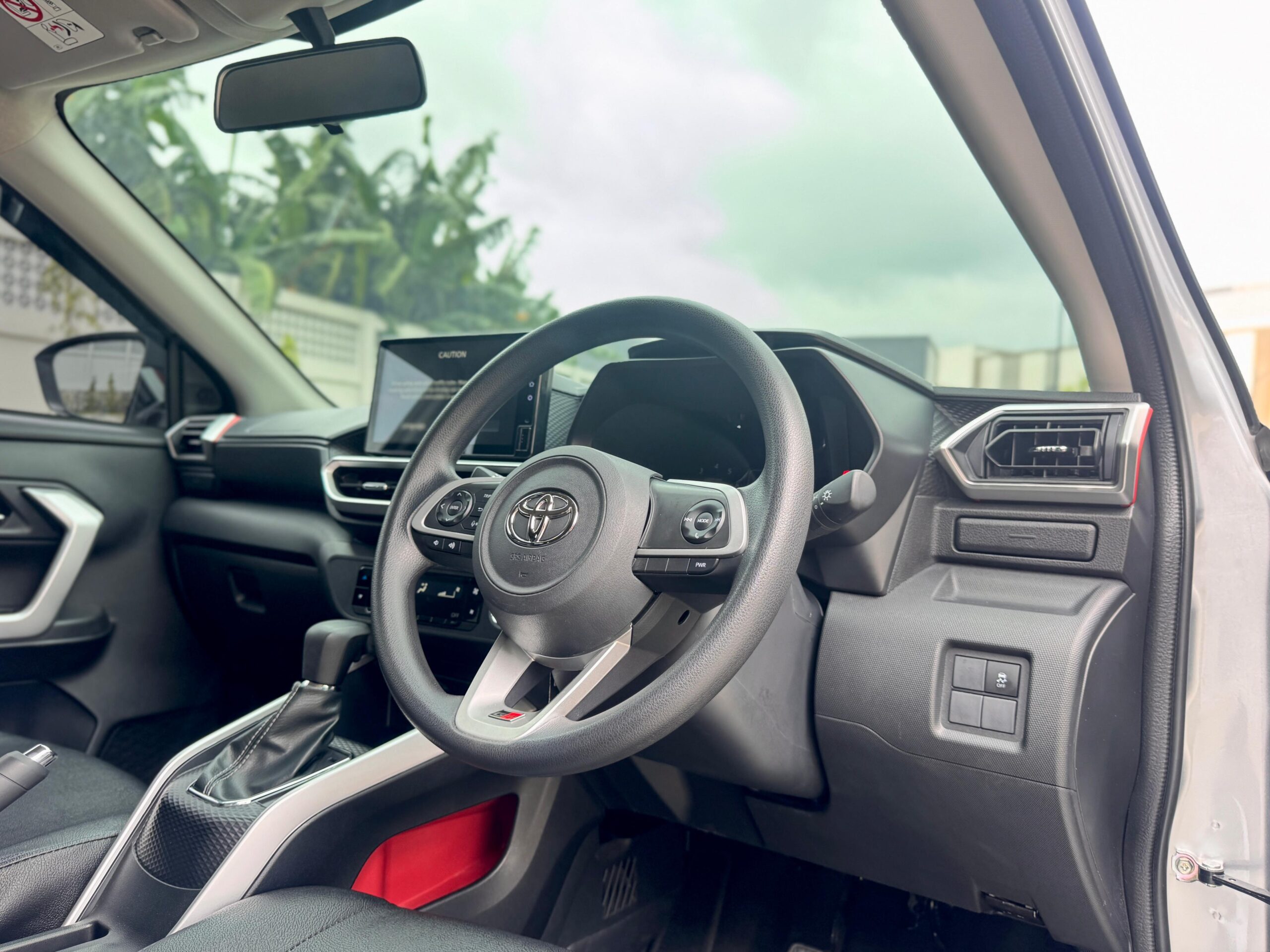 RAIZE 1.0 G AT SILVER 2025 - Gambar 11