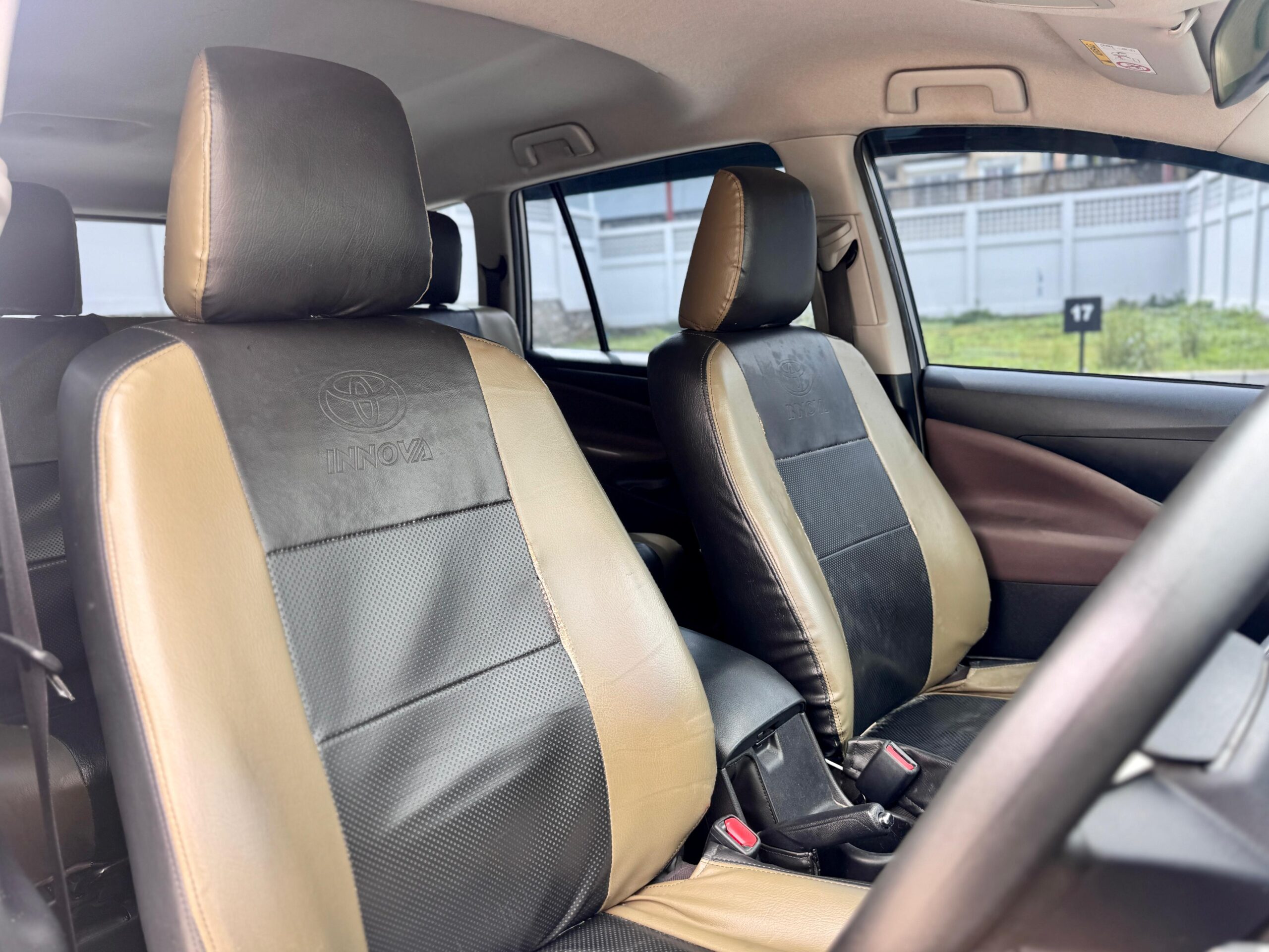 INNOVA 2.4 G MT SILVER 2022 - Gambar 12