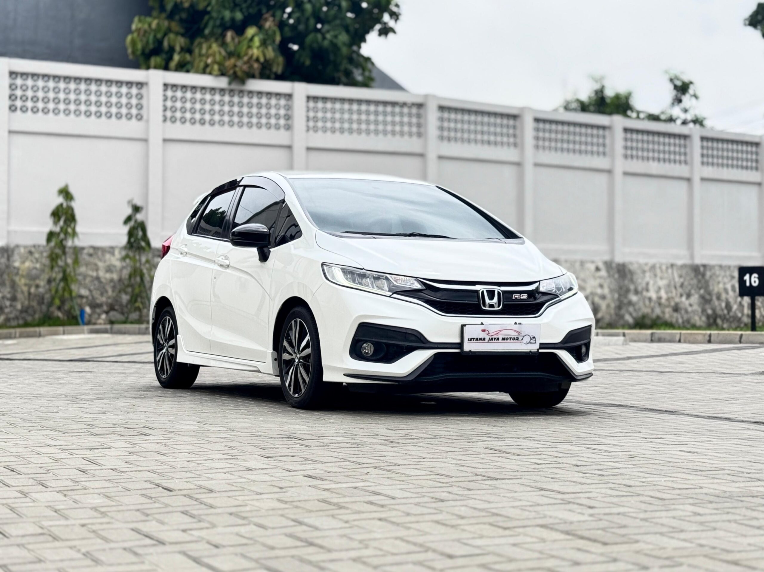 JAZZ RS AT PUTIH 2018 - Gambar 2