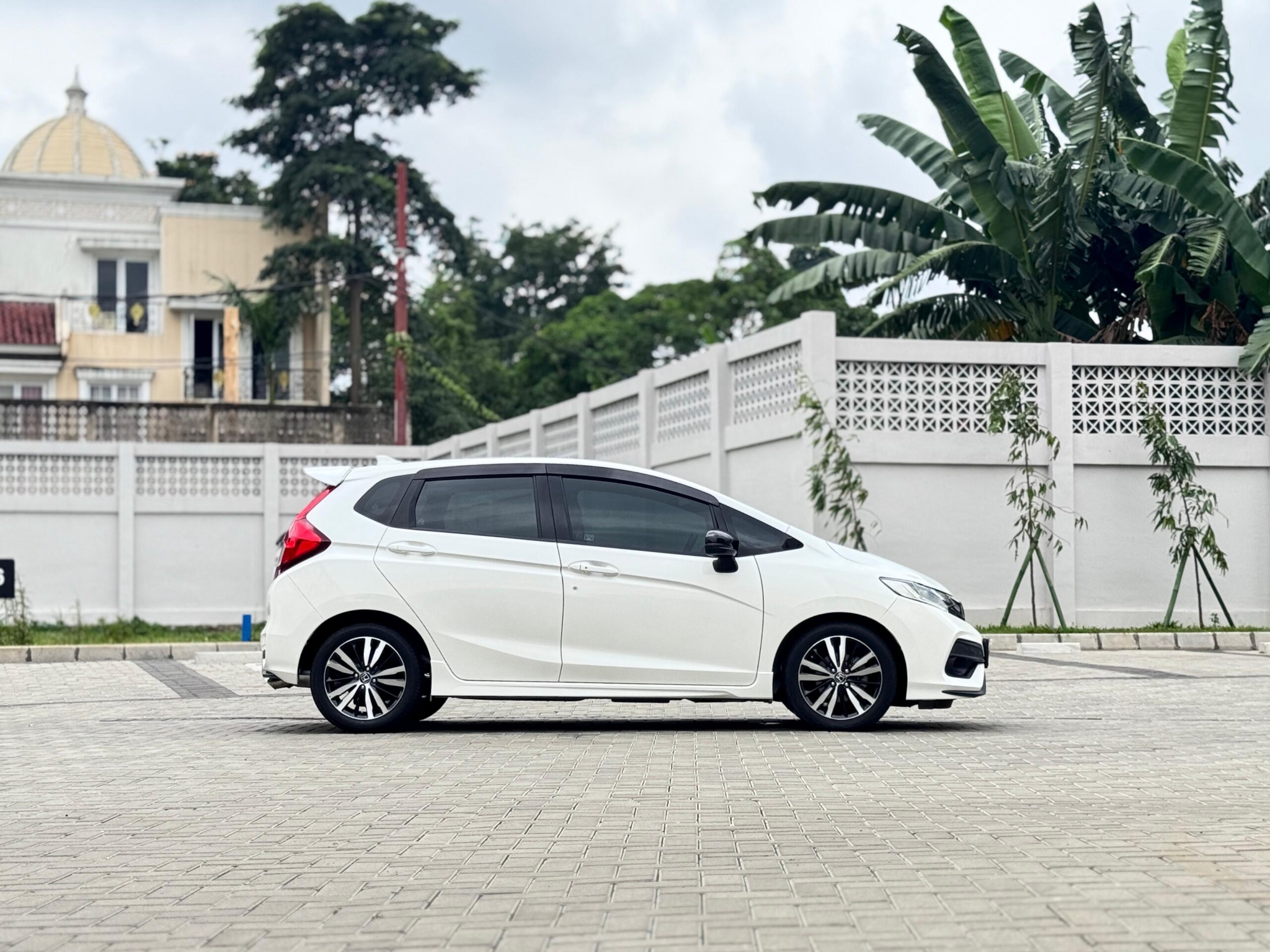 JAZZ RS AT PUTIH 2018 - Gambar 5