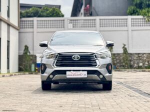 INNOVA 2.4 G MT SILVER 2022