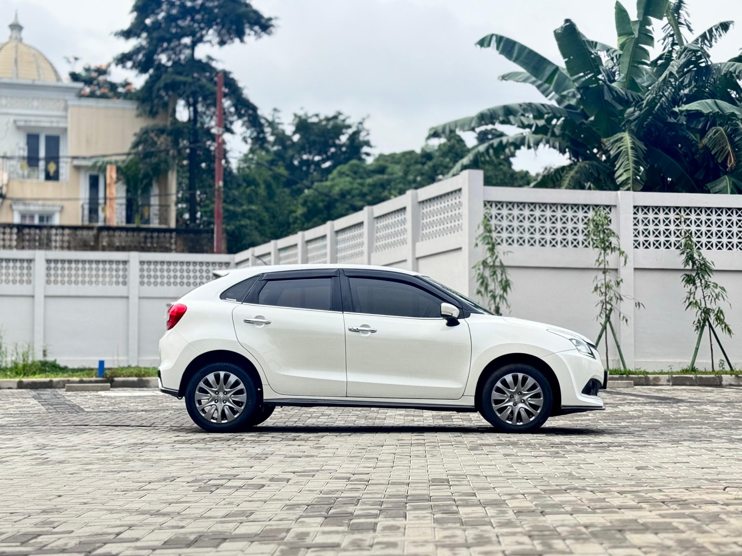 BALENO HB AT PUTIH 2019 - Gambar 7